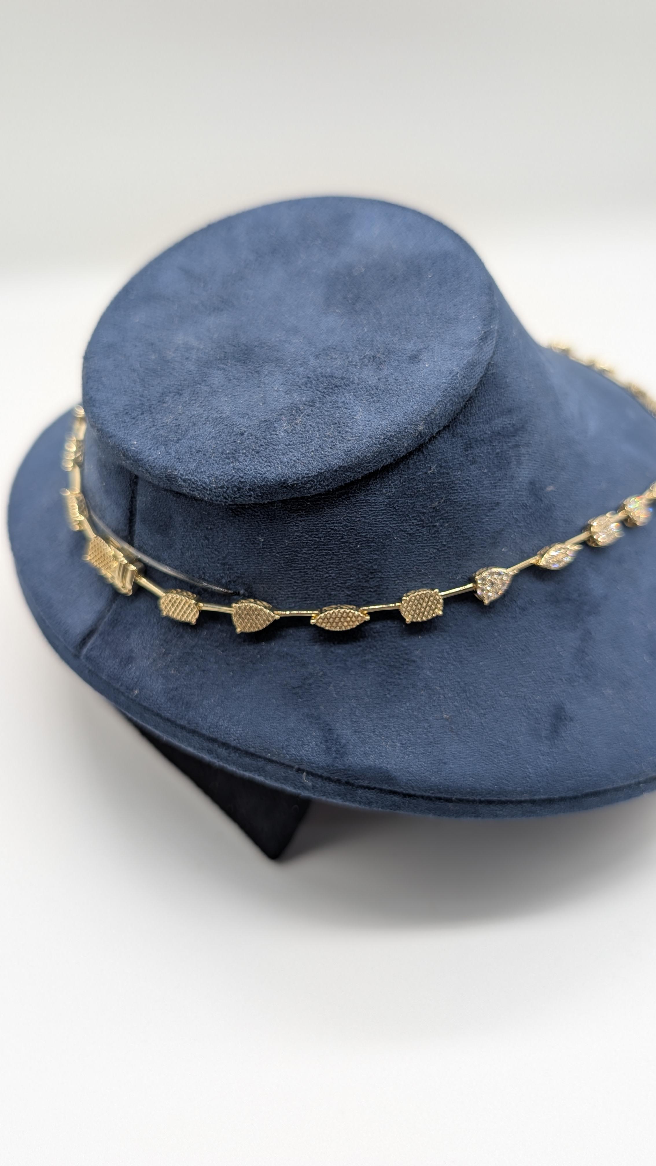 14K Gelbgold abwechselnd Fancy Form Halskette mit natürlichen runden Diamanten Damen im Angebot