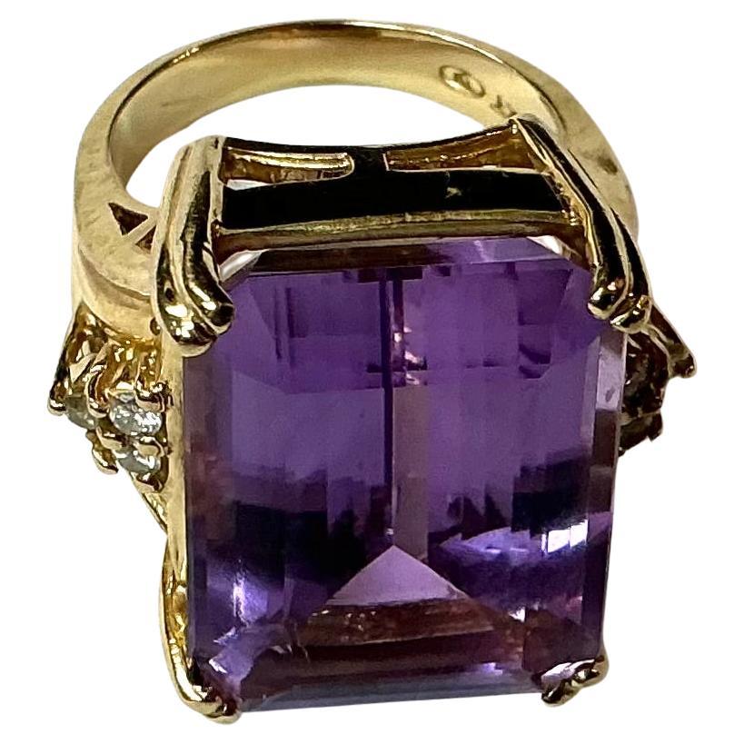 Modern 14k Yellow Gold Amethyst and Diamond Ring For Sale