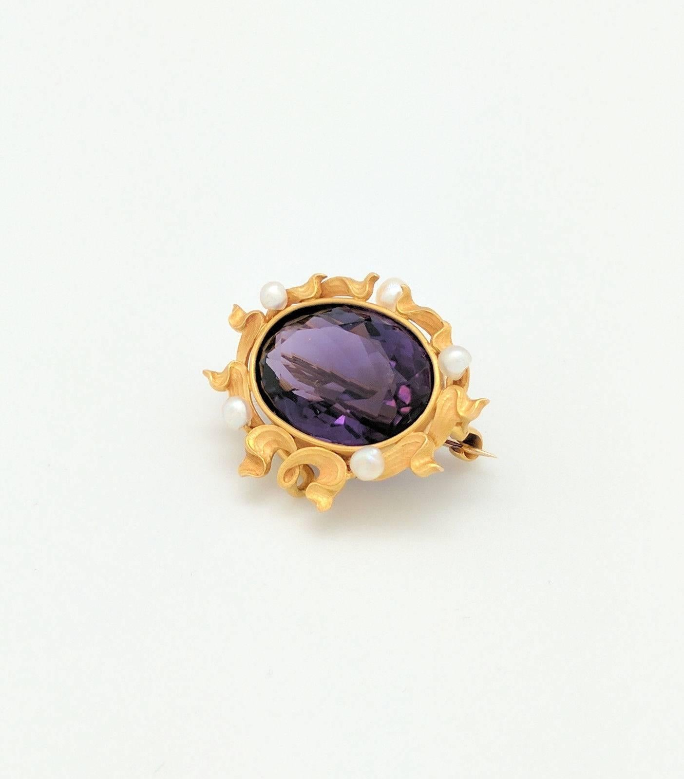 Oval Cut 14 Karat Yellow Gold Amethyst and Seed Pearl Brooch Pin For Sale