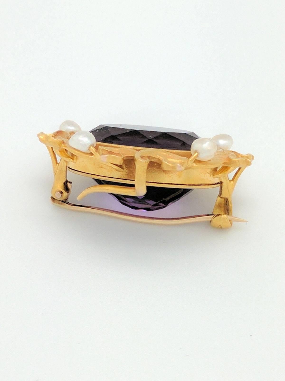 14 Karat Yellow Gold Amethyst and Seed Pearl Brooch Pin In Excellent Condition For Sale In Gainesville, FL