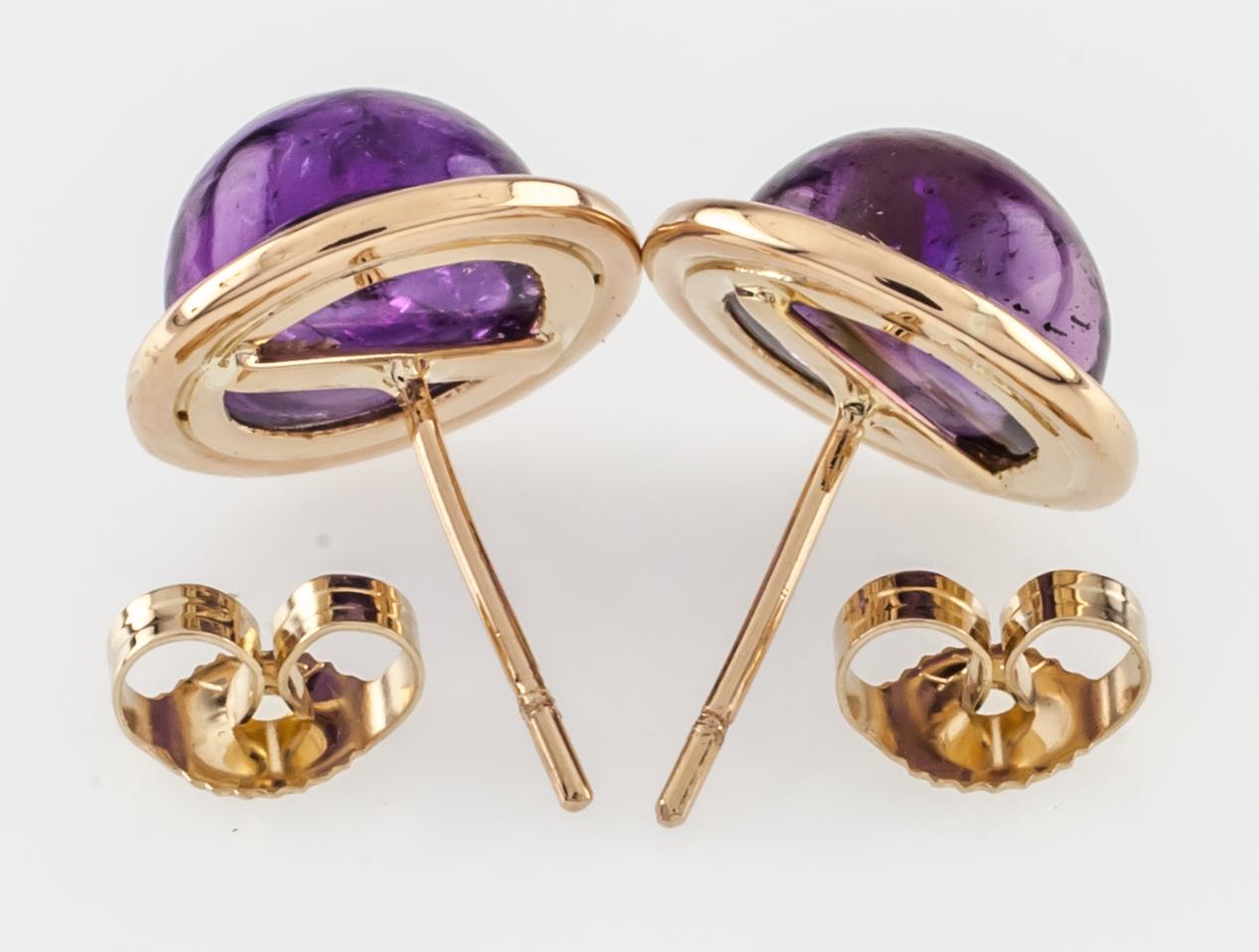 14k Yellow Gold Amethyst Cabochon Stud Earrings 2.20 Carat For Sale 1