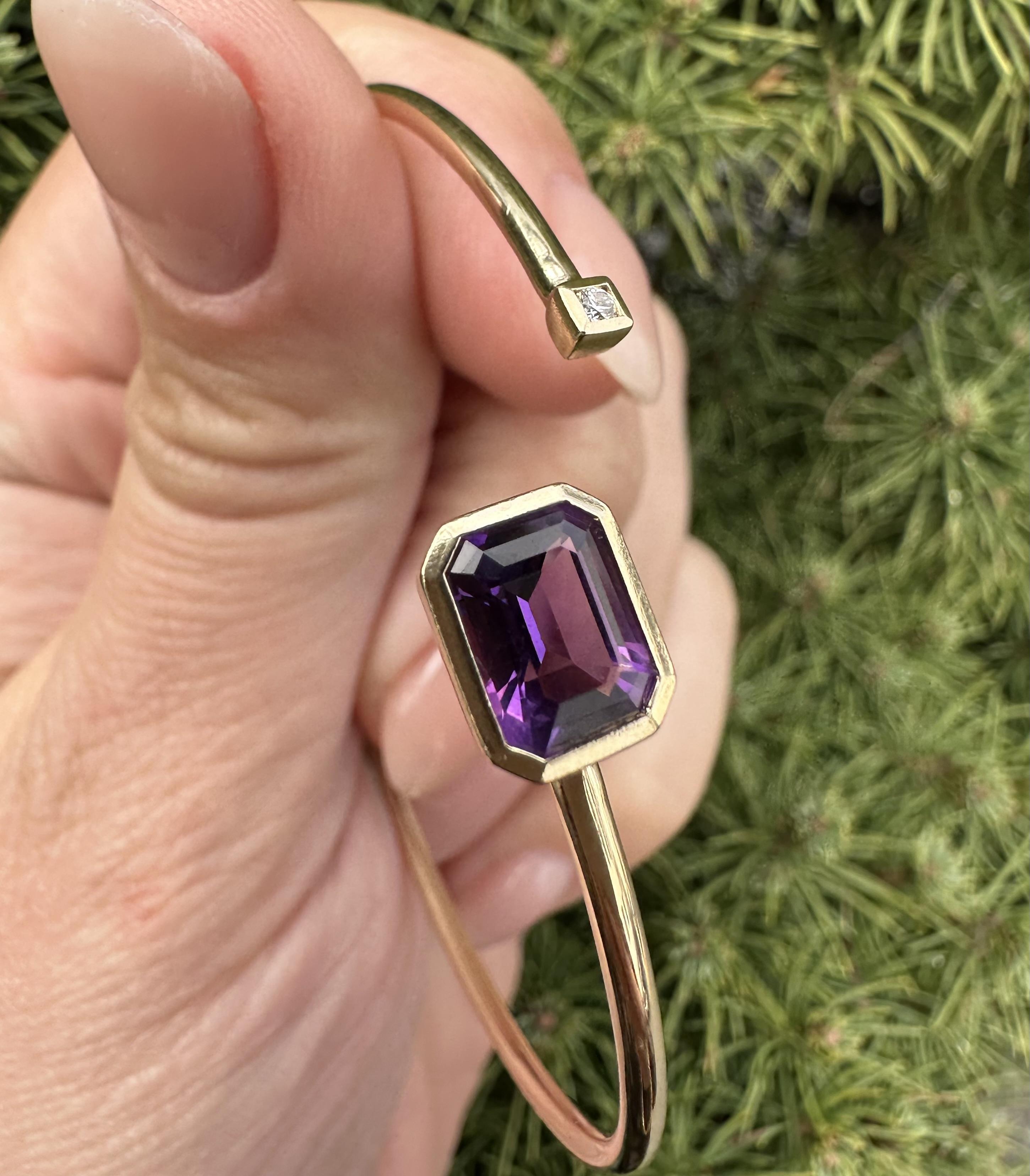 Bracelet manchette ouverte en or jaune 14k avec améthyste et diamant en vente 3