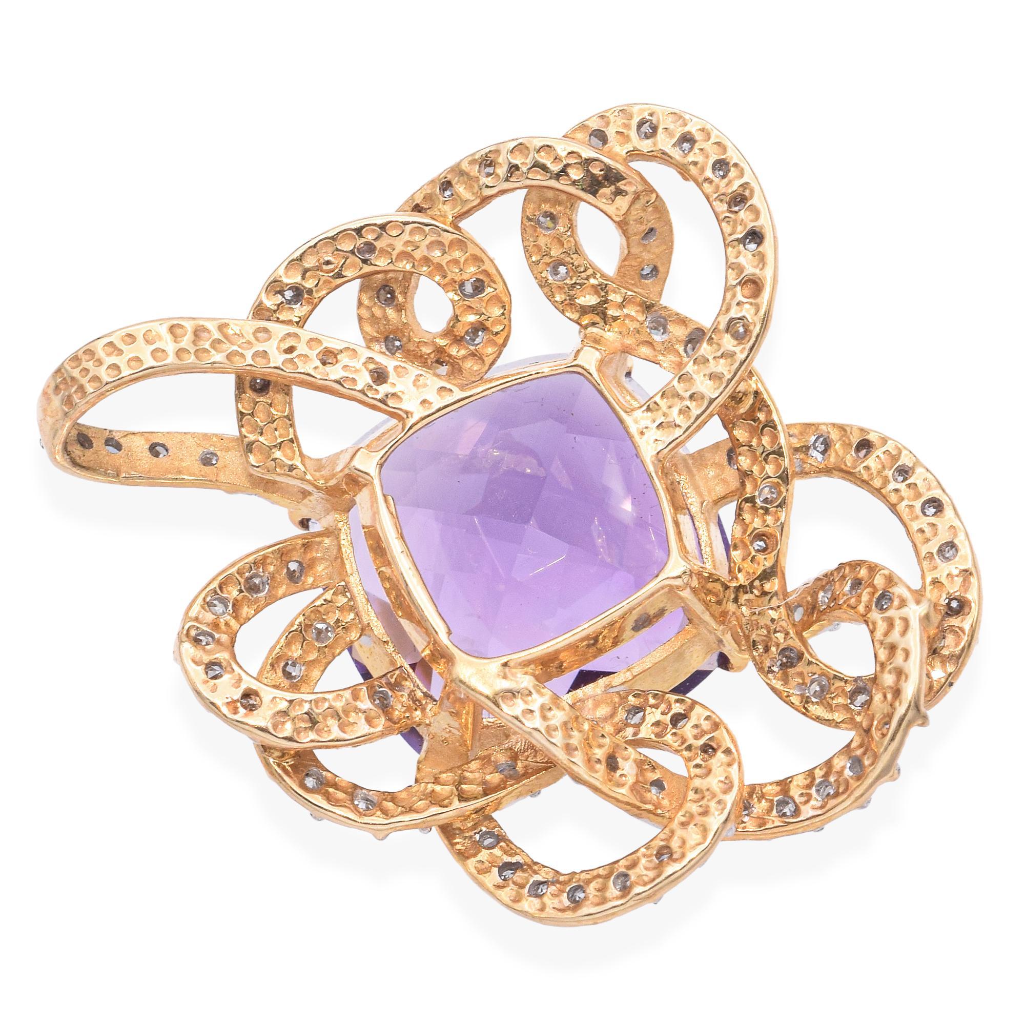 Pendentif en or jaune 14k Améthyste Diamant Bon état - En vente à New York, NY
