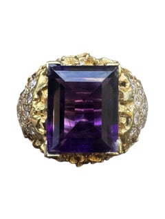 14K Yellow Gold Amethyst Diamond Textured Cocktail Ring