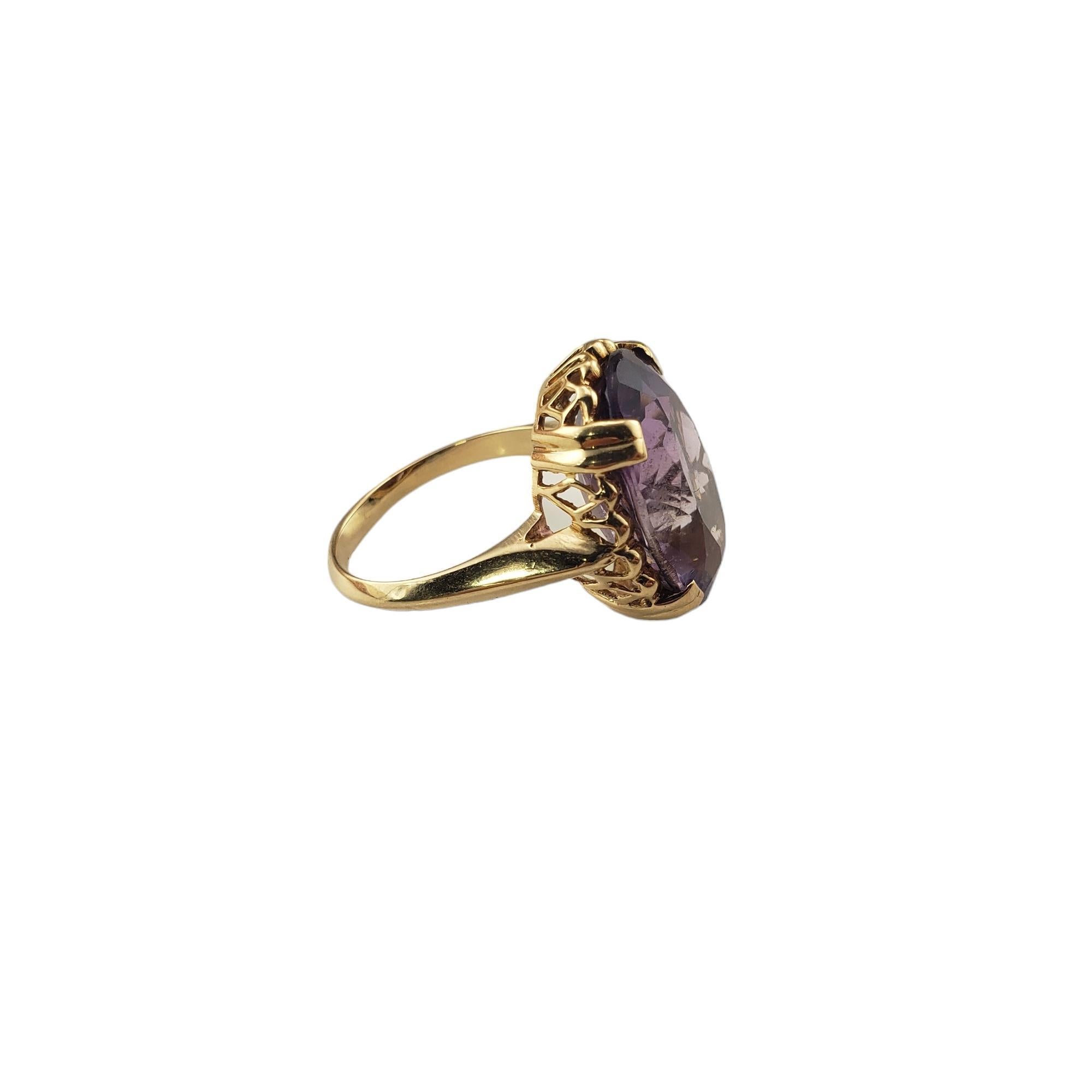  14K Yellow Gold Amethyst Ring Size 6.75 #15468 In Good Condition For Sale In Washington Depot, CT