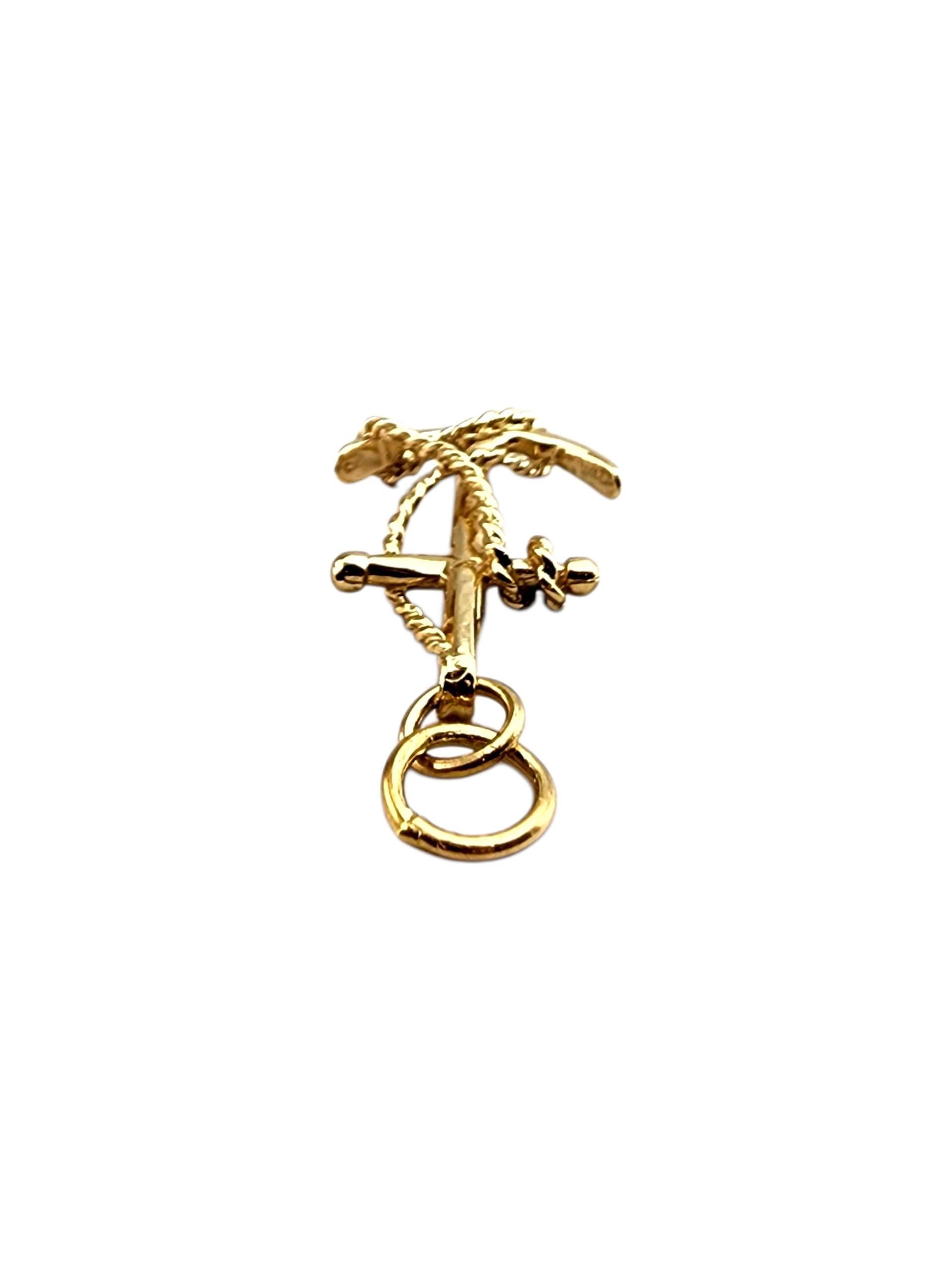 Charm ad ancora in oro giallo 14K #22496 In condizioni buone in vendita a Washington Depot, CT