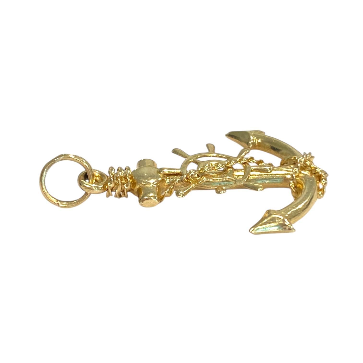 Colgante Ancla Oro Amarillo 14K en Bueno estado para la venta en Henderson, NV