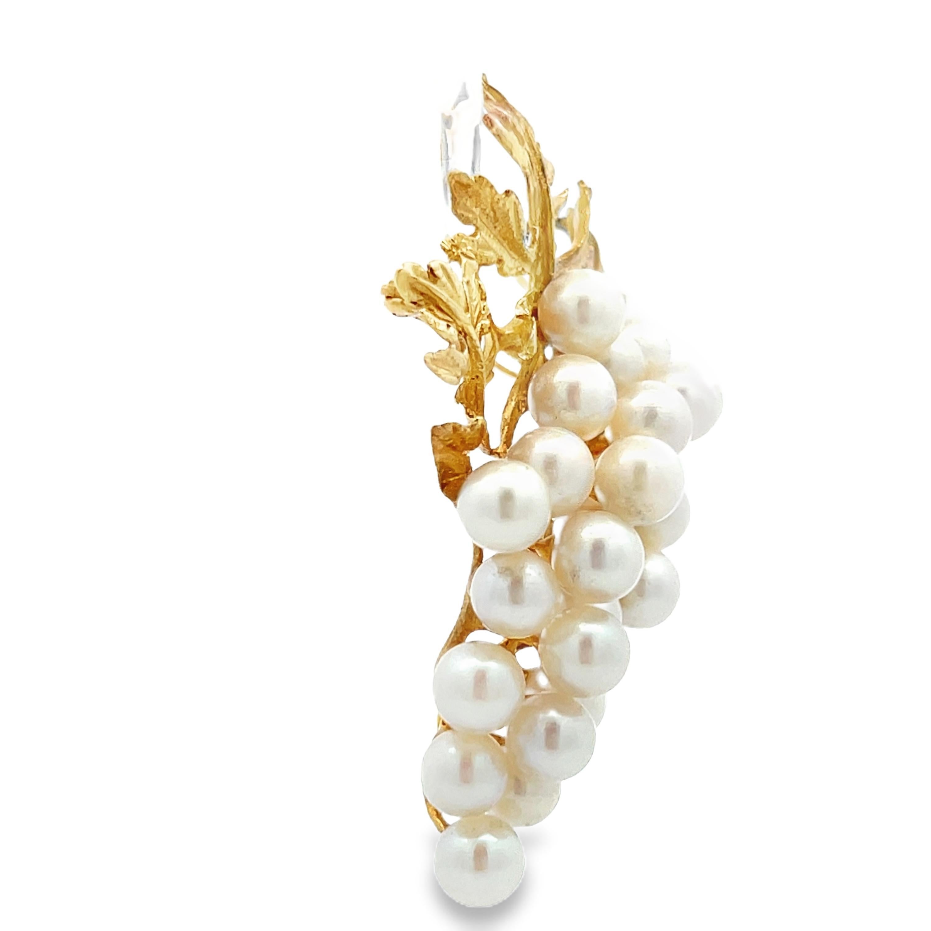Spilla/pendente in oro giallo 14k e perle Akoya da 5 mm a grappolo In condizioni buone in vendita a Lexington, KY