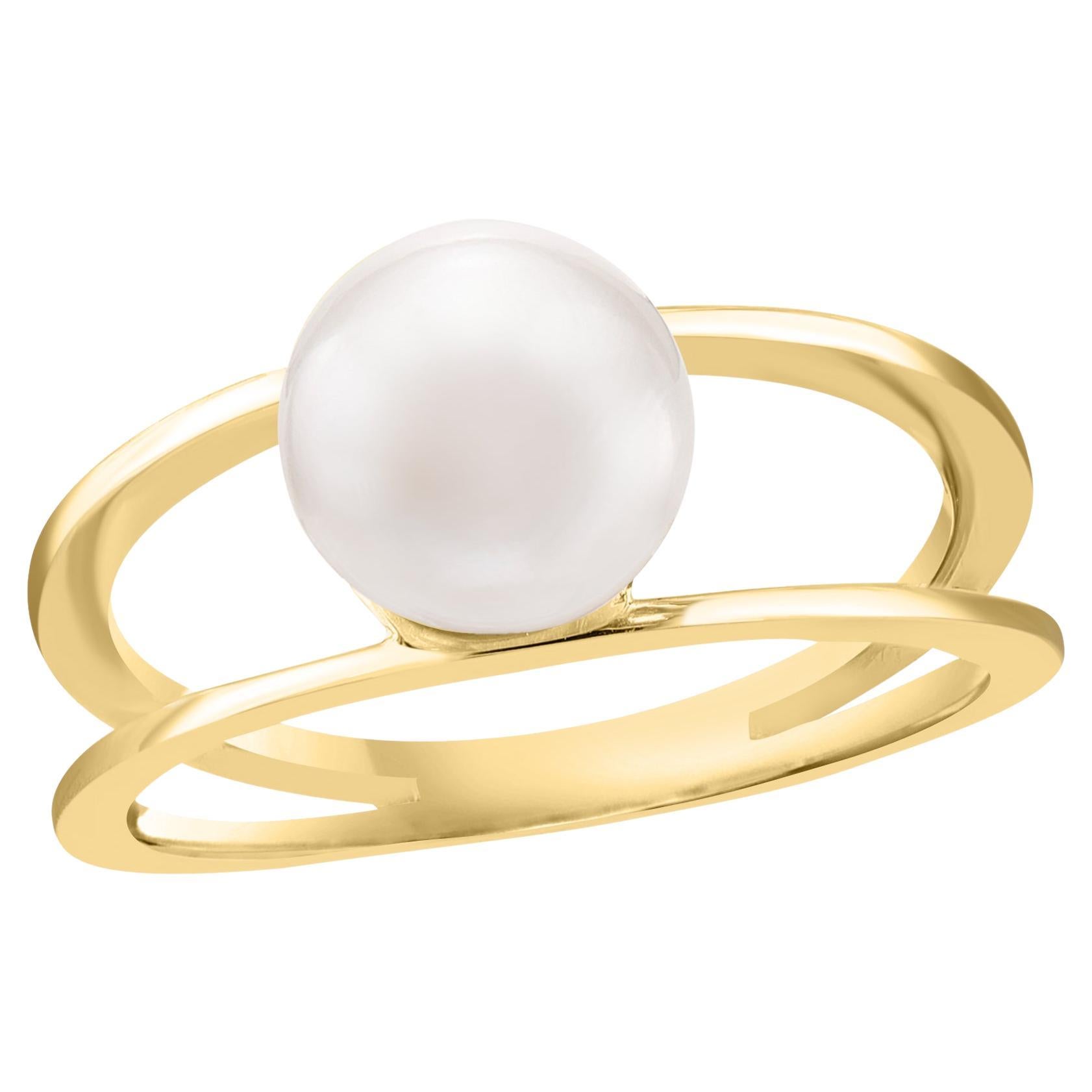 14K Yellow Gold and Akoya Pearl Ring For Sale