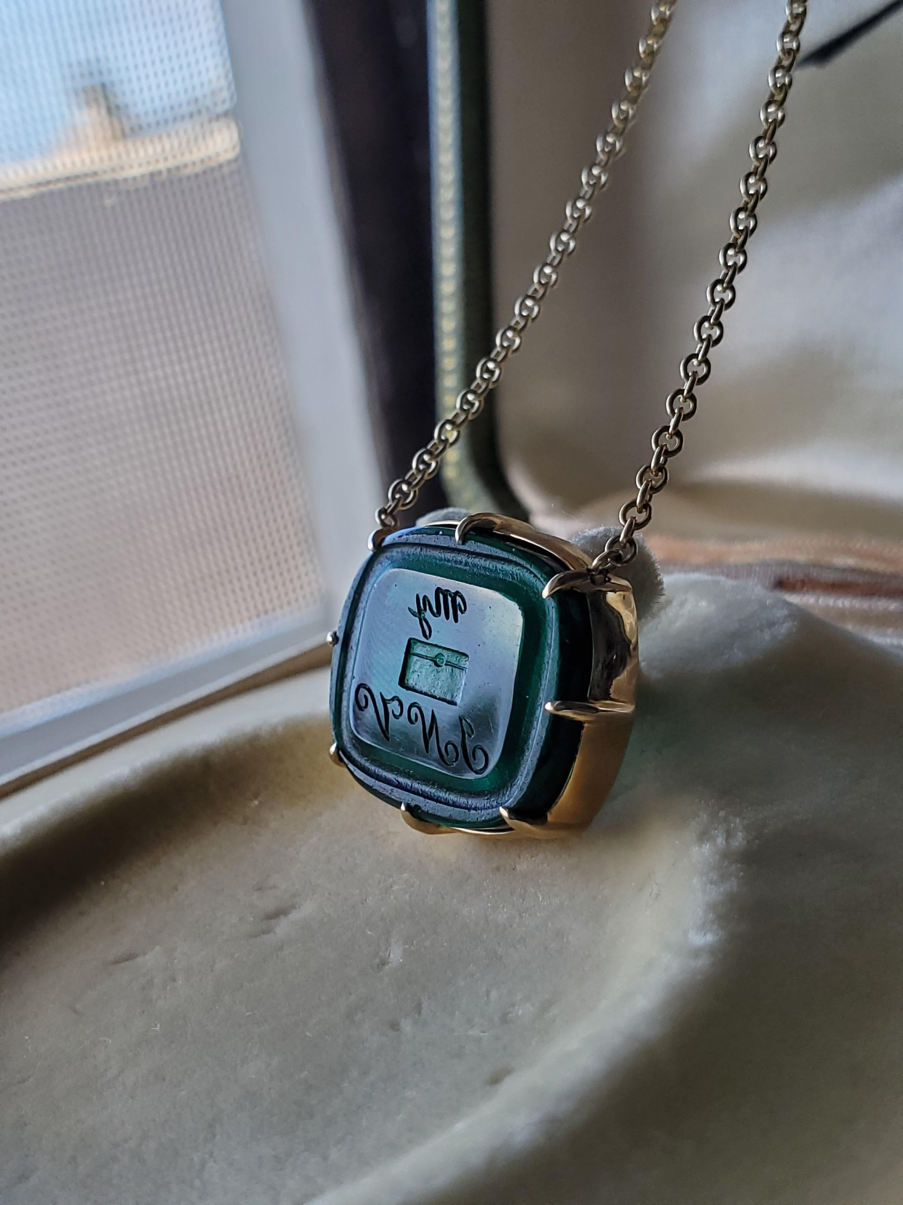 Collana con sigillo 