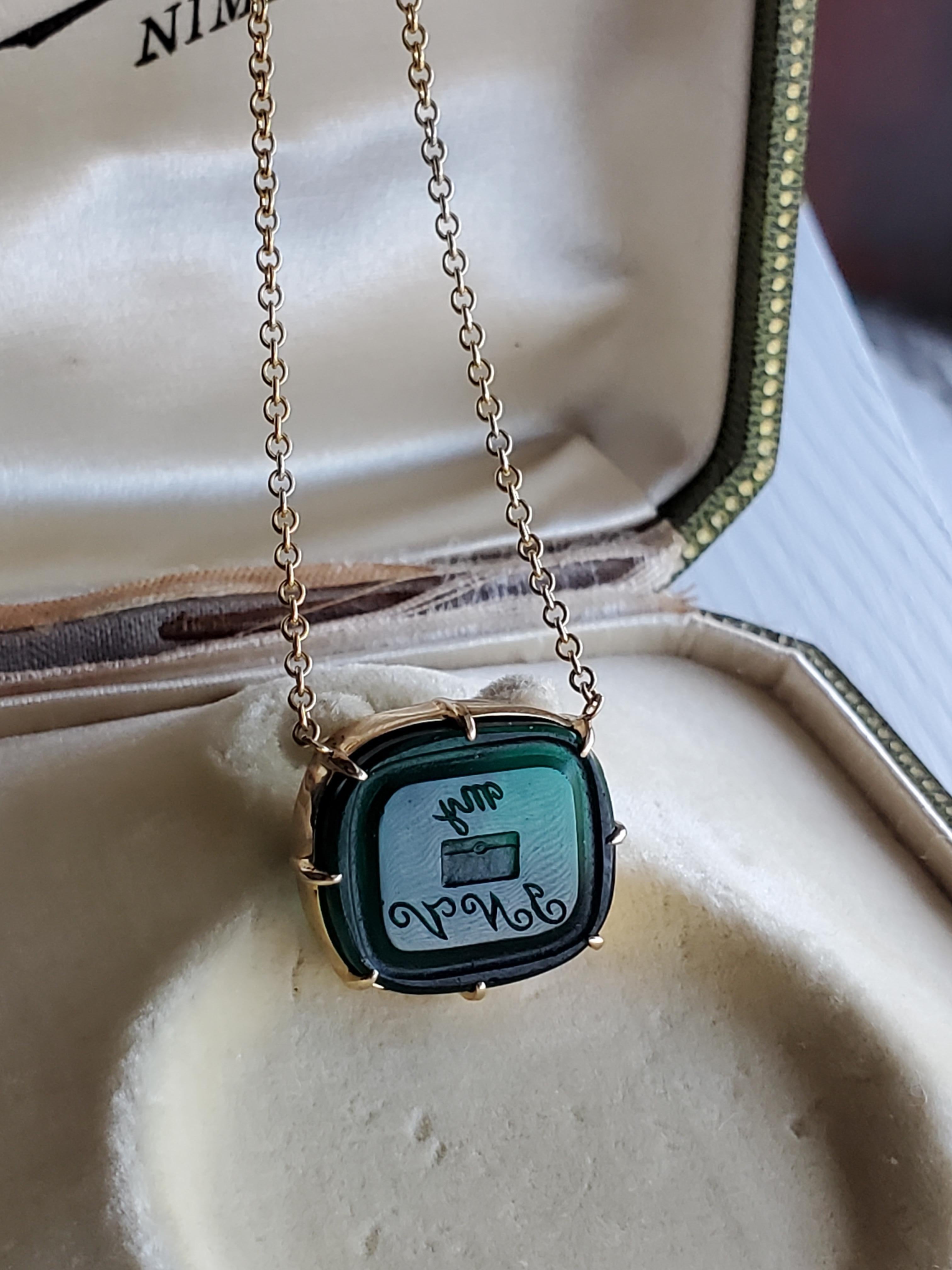 Collana con sigillo 