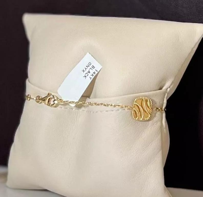 14K Yellow Gold and Black Onyx Chain Bracelet In New Condition For Sale In New York, NY