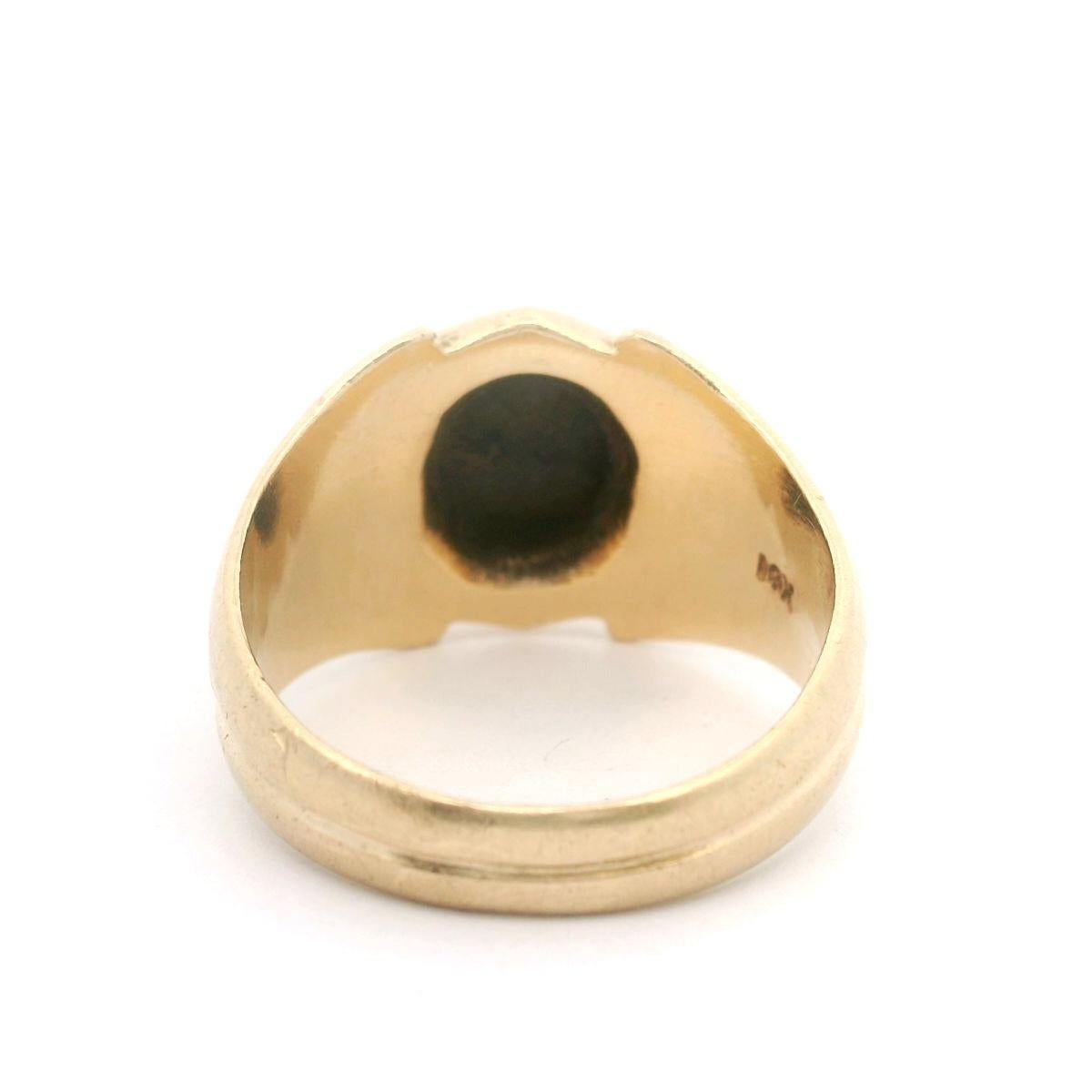 14k Gelbgold und schwarzer Sternsaphir 9,2 g Vintage-Ring Größe 9 im Zustand „Gut“ in Guilford, CT