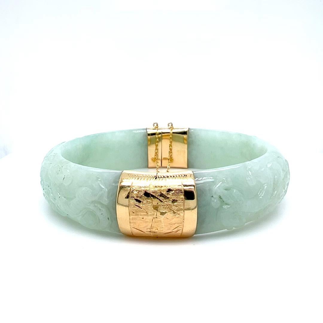 14k Yellow Gold and Carved Green Jadeite Bangle 5