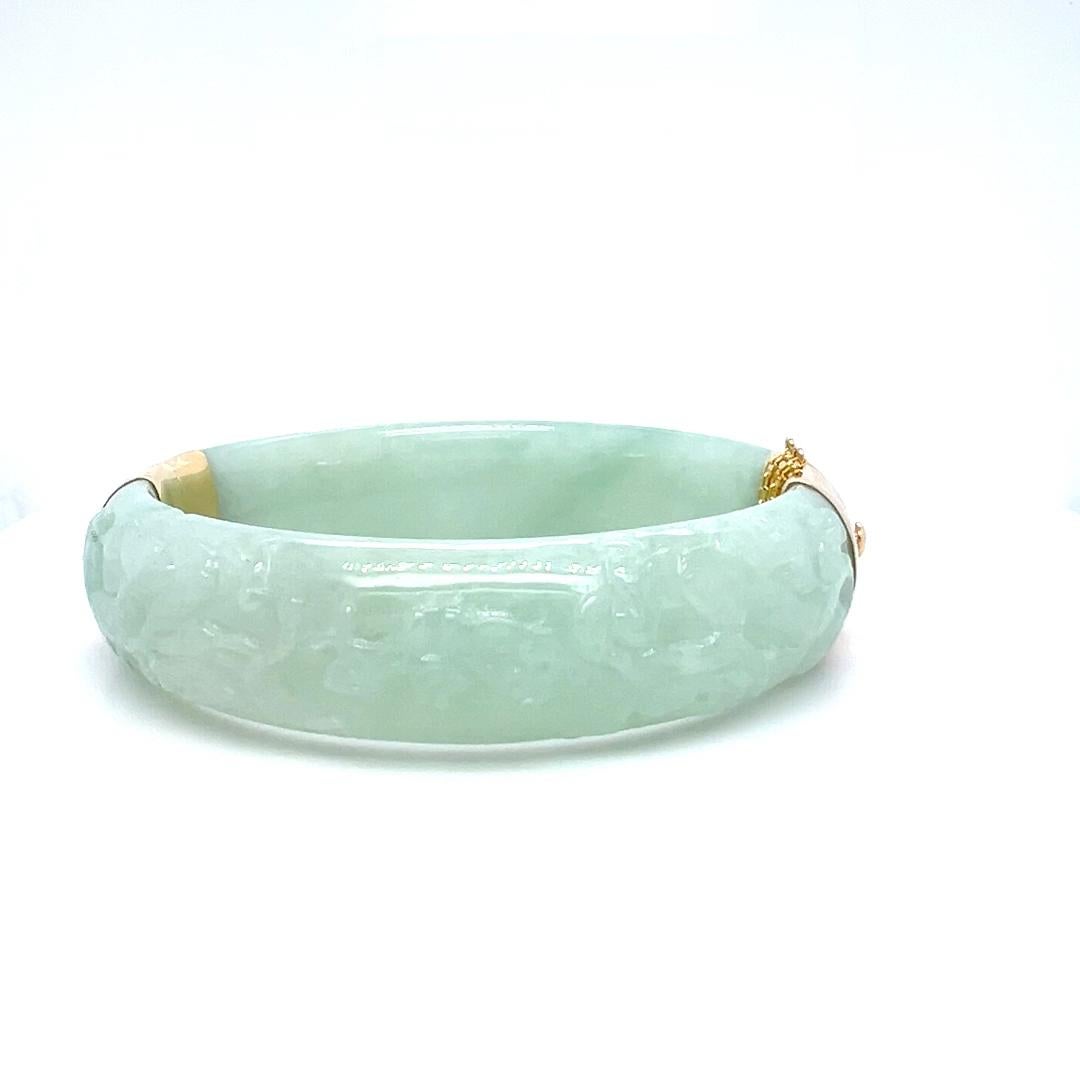 14k Yellow Gold and Carved Green Jadeite Bangle 6