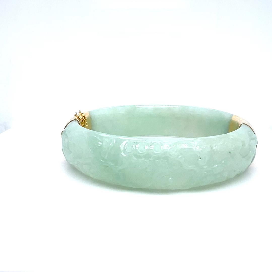 14k Yellow Gold and Carved Green Jadeite Bangle 7