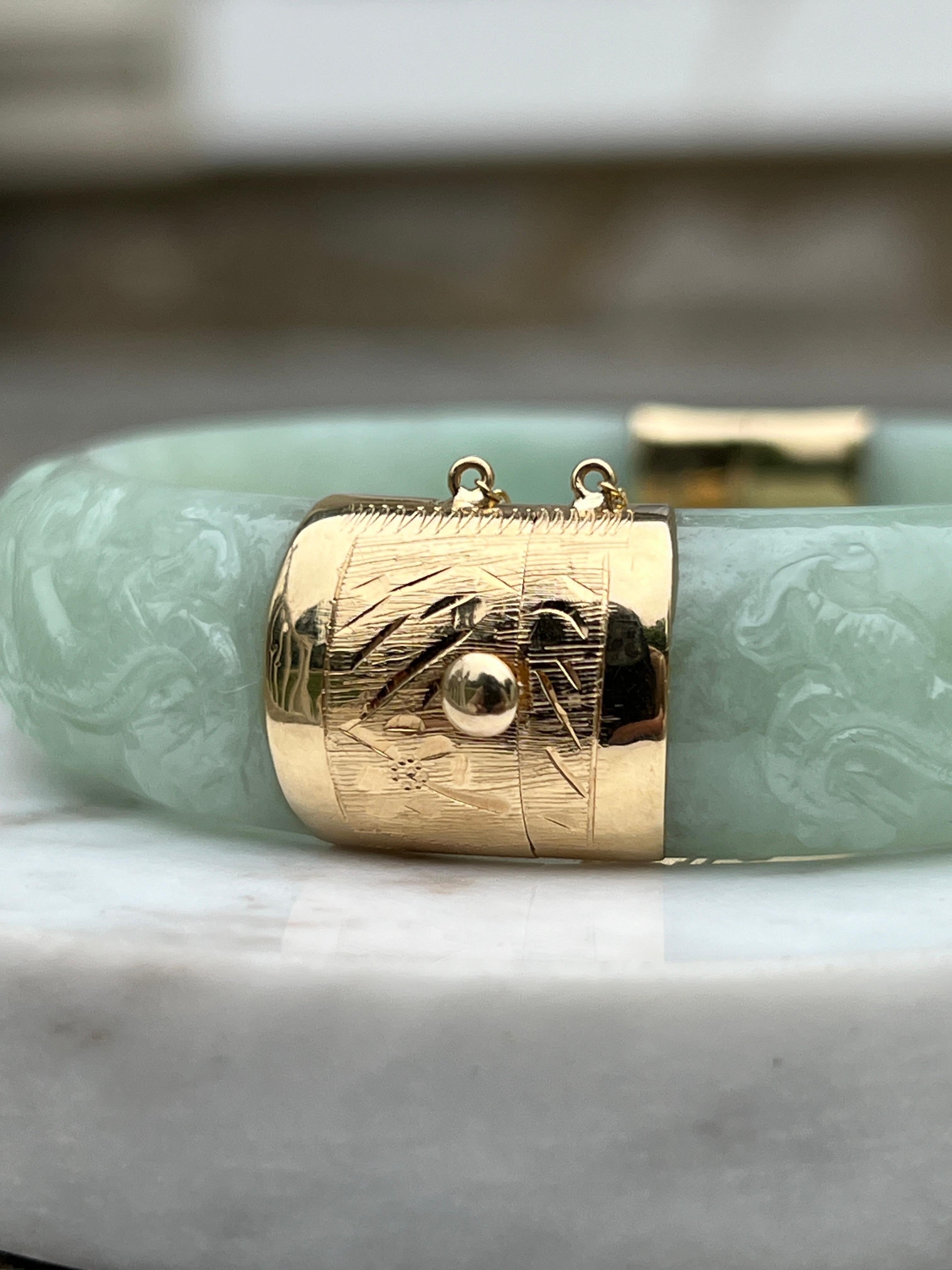14k Yellow Gold and Carved Green Jadeite Bangle 1
