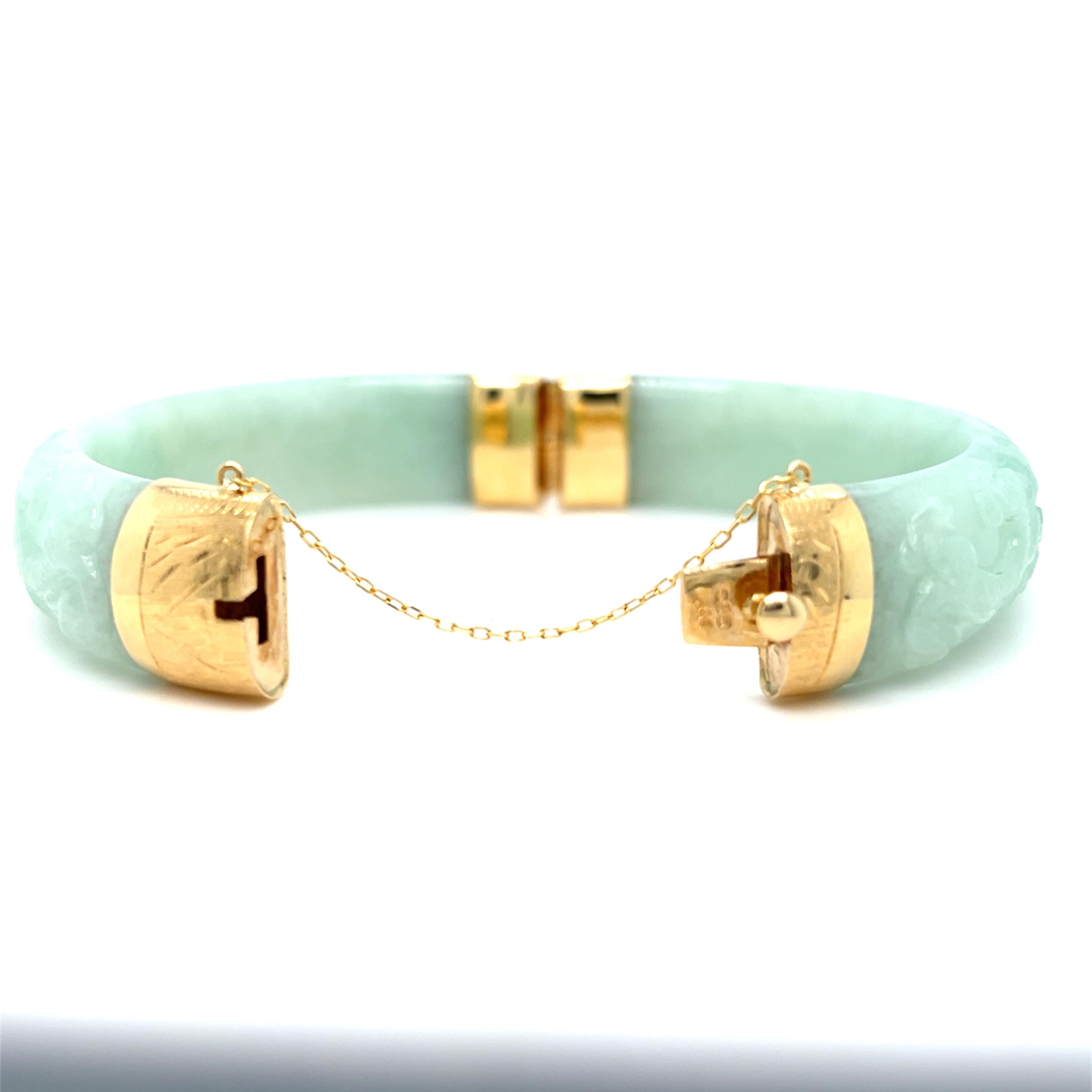 14k Yellow Gold and Carved Green Jadeite Bangle 3