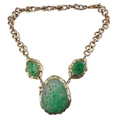Collana con ciondolo in oro giallo 14 carati e giada intagliata #25329