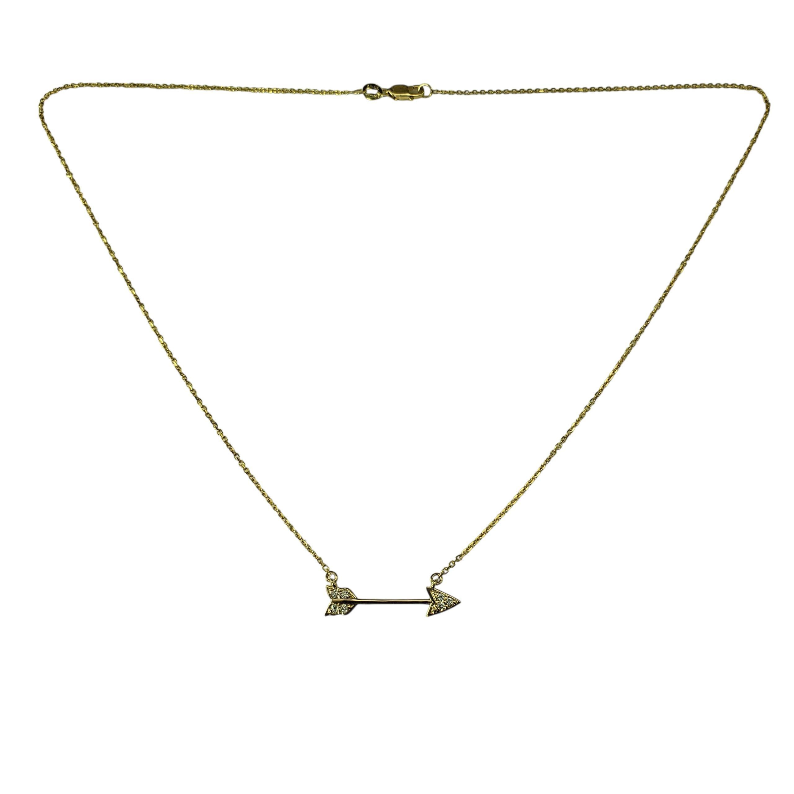 Collana Arrow in oro giallo 14K e diamanti.

Questa deliziosa collana in oro giallo 14K presenta un elegante ciondolo a forma di freccia con sette diamanti rotondi taglio brillante che aggiungono la giusta quantità di scintille.

Peso totale