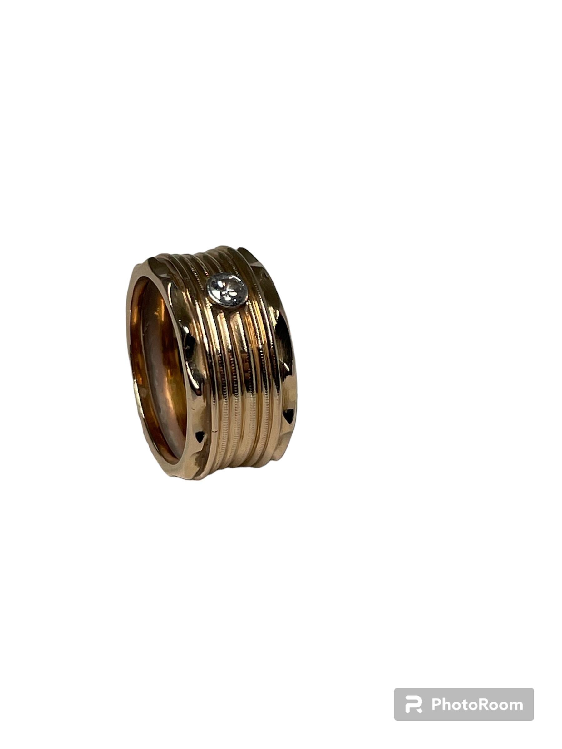 Bague jonc en or jaune 14 carats et diamants en vente 12