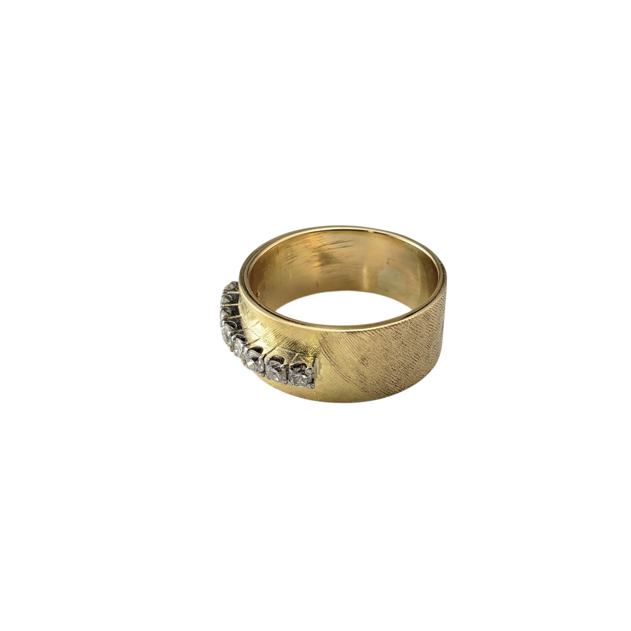 Bague en or jaune 14K et diamant Taille 7.25 #22471 Bon état - En vente à Washington Depot, CT