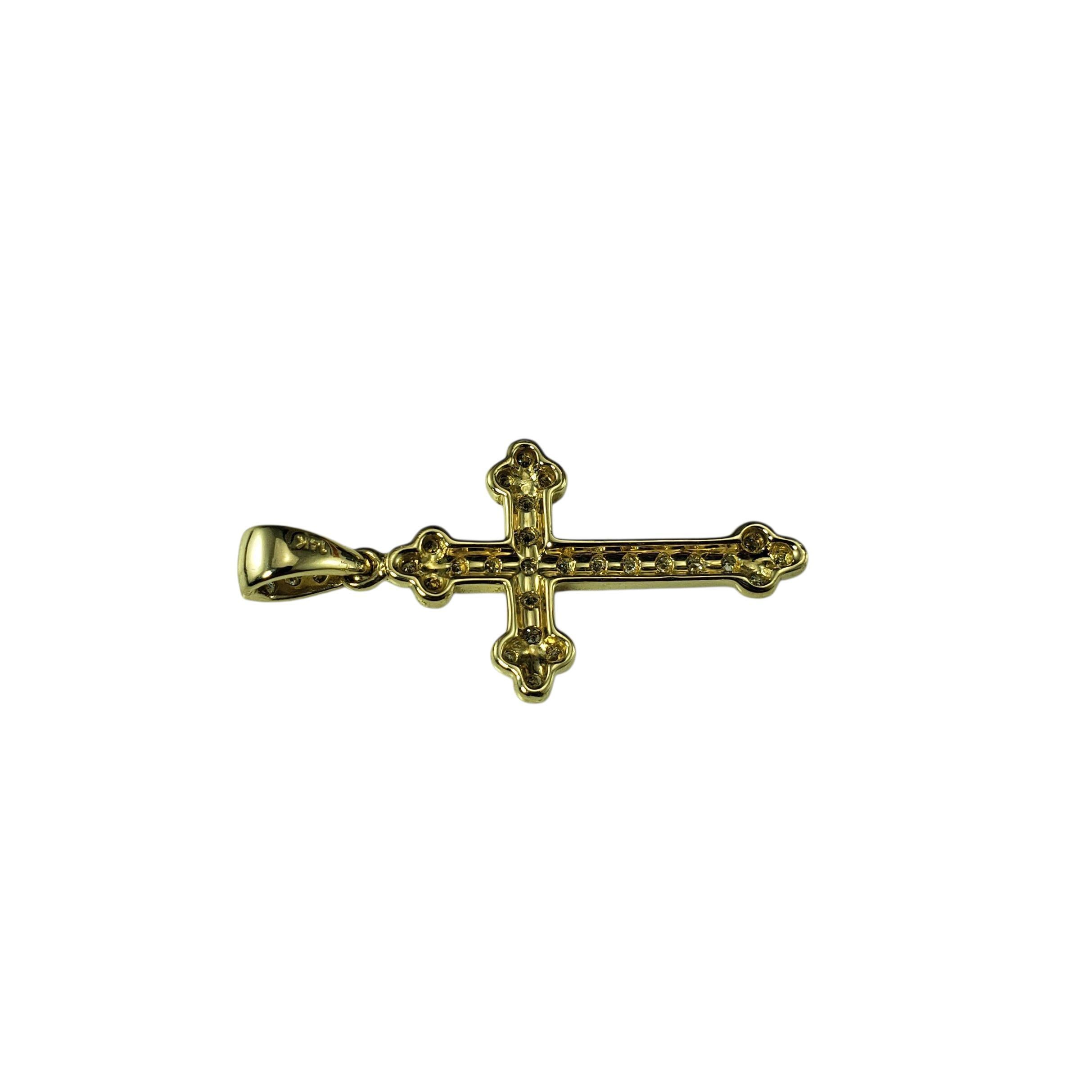 Contemporain Pendentif croix en or jaune 14K et diamants #23020 en vente