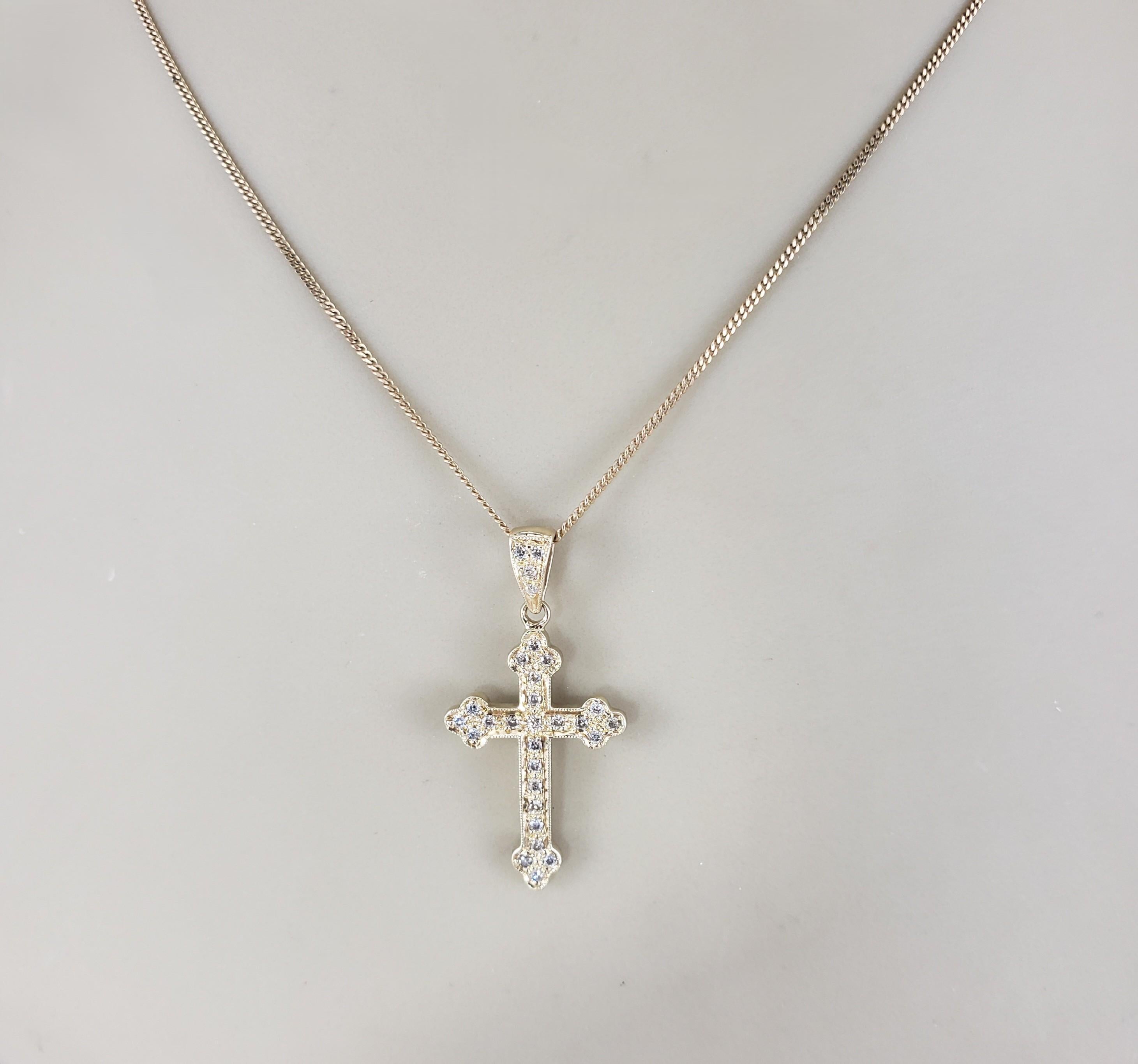 Pendentif croix en or jaune 14K et diamants #23020 en vente 1