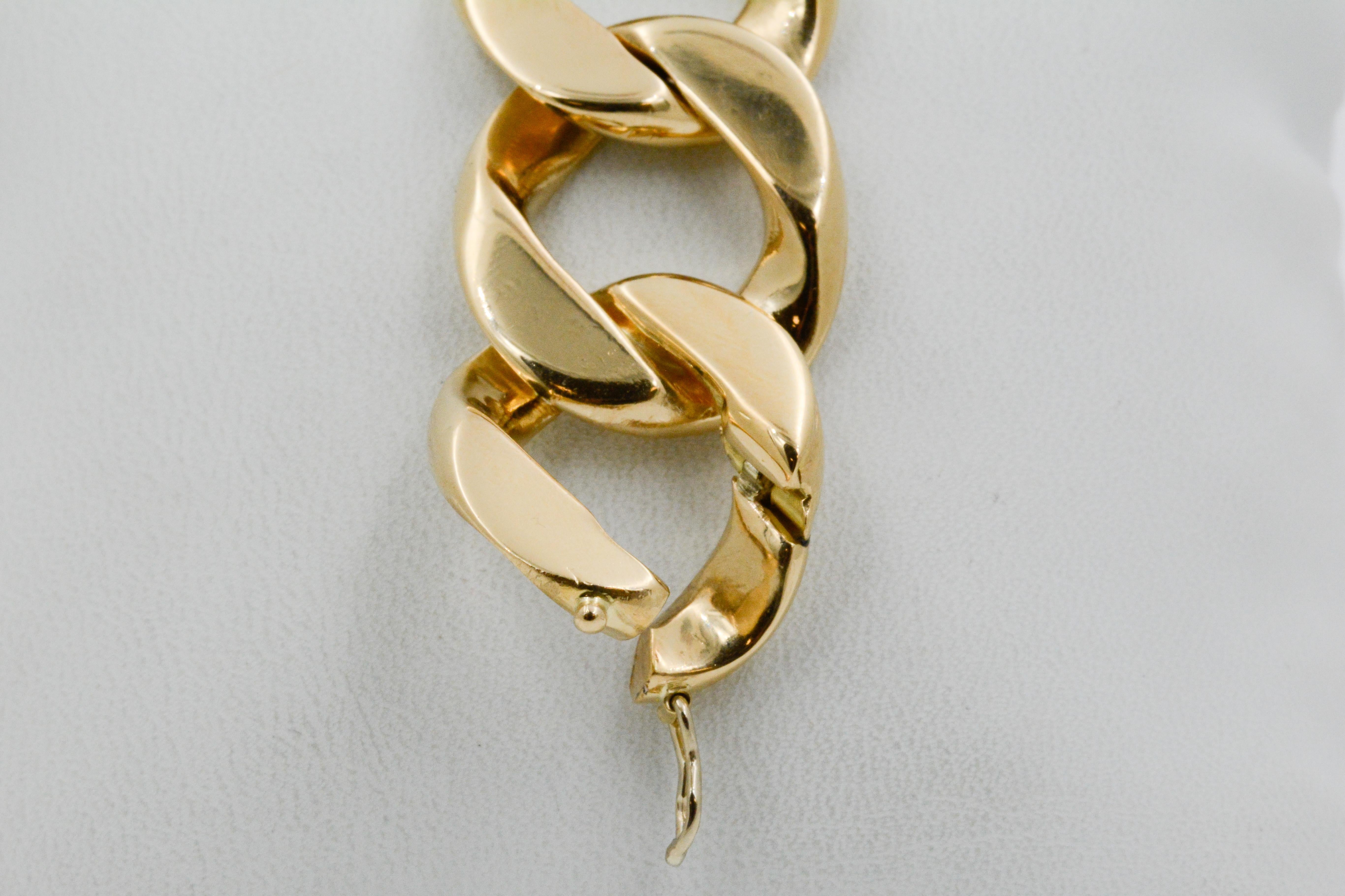 Round Cut 14 Karat Yellow Gold and Diamond Curb Link Bracelet