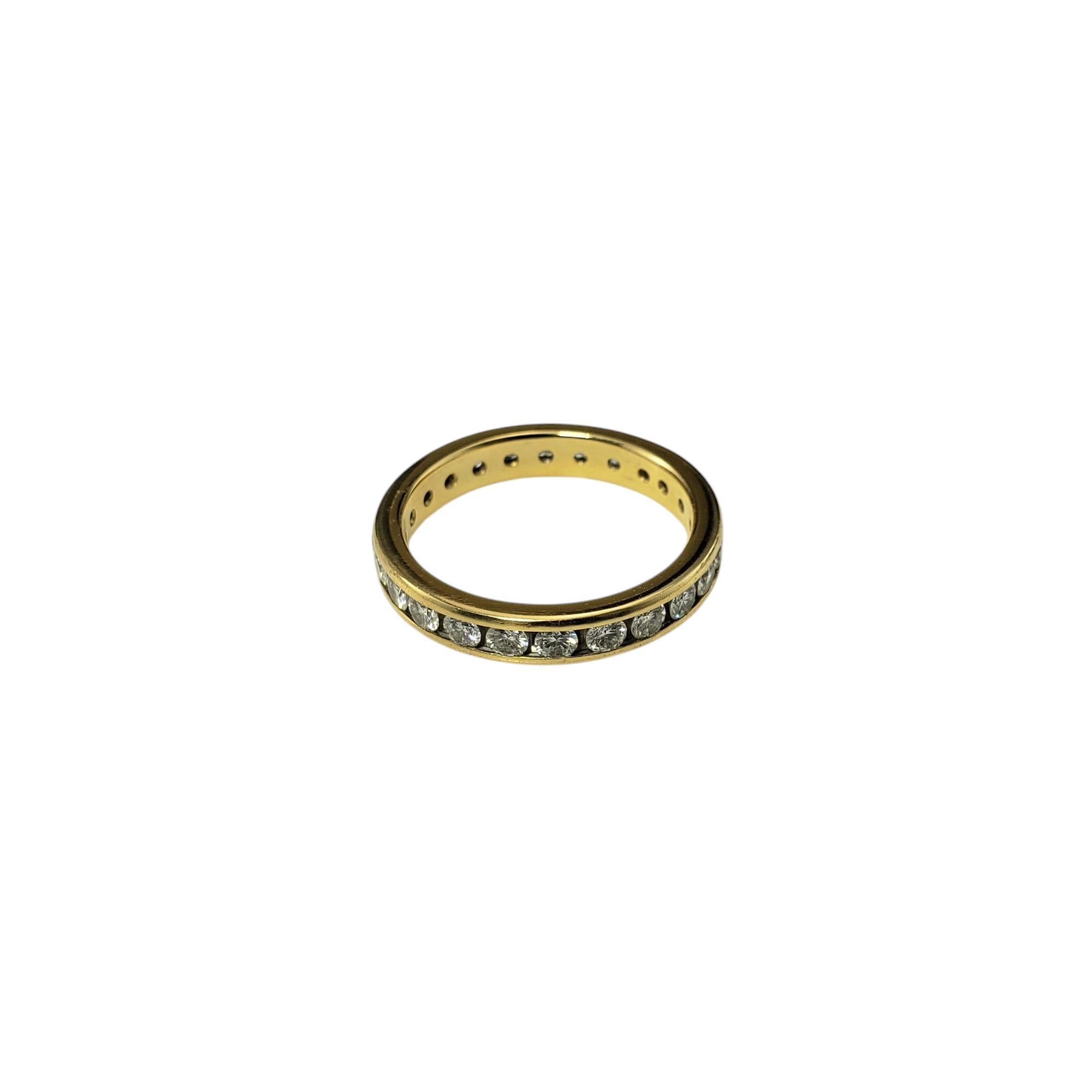 14 Karat Yellow Gold and Diamond Eternity Band Ring Size-

This timeless 14K yellow gold eternity band features 24 round brilliant cut diamonds set in a channel setting, offering a sleek and modern look.

Width: 3 mm.

Approximate total diamond