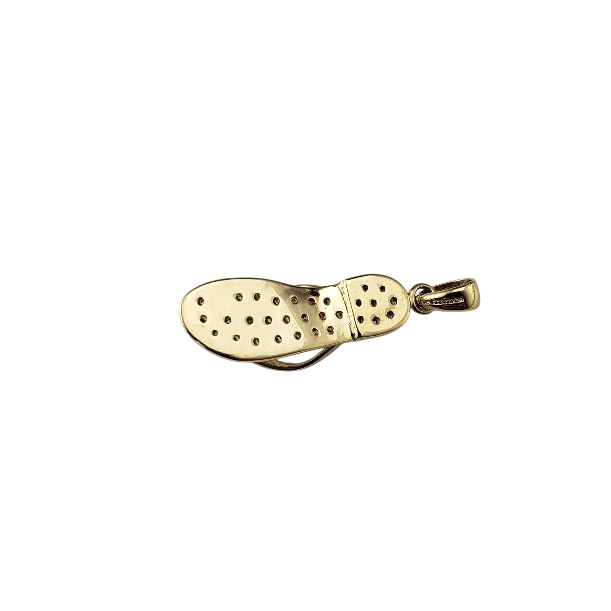 Charm de chancla de oro amarillo de 14 quilates y diamantes nº 22542 en Bueno estado para la venta en Washington Depot, CT