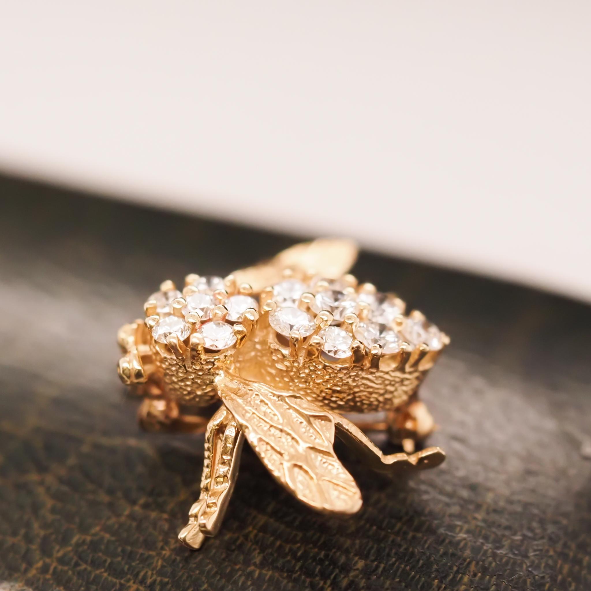 14K Yellow Gold and Diamond Fly Brooch Pin 3