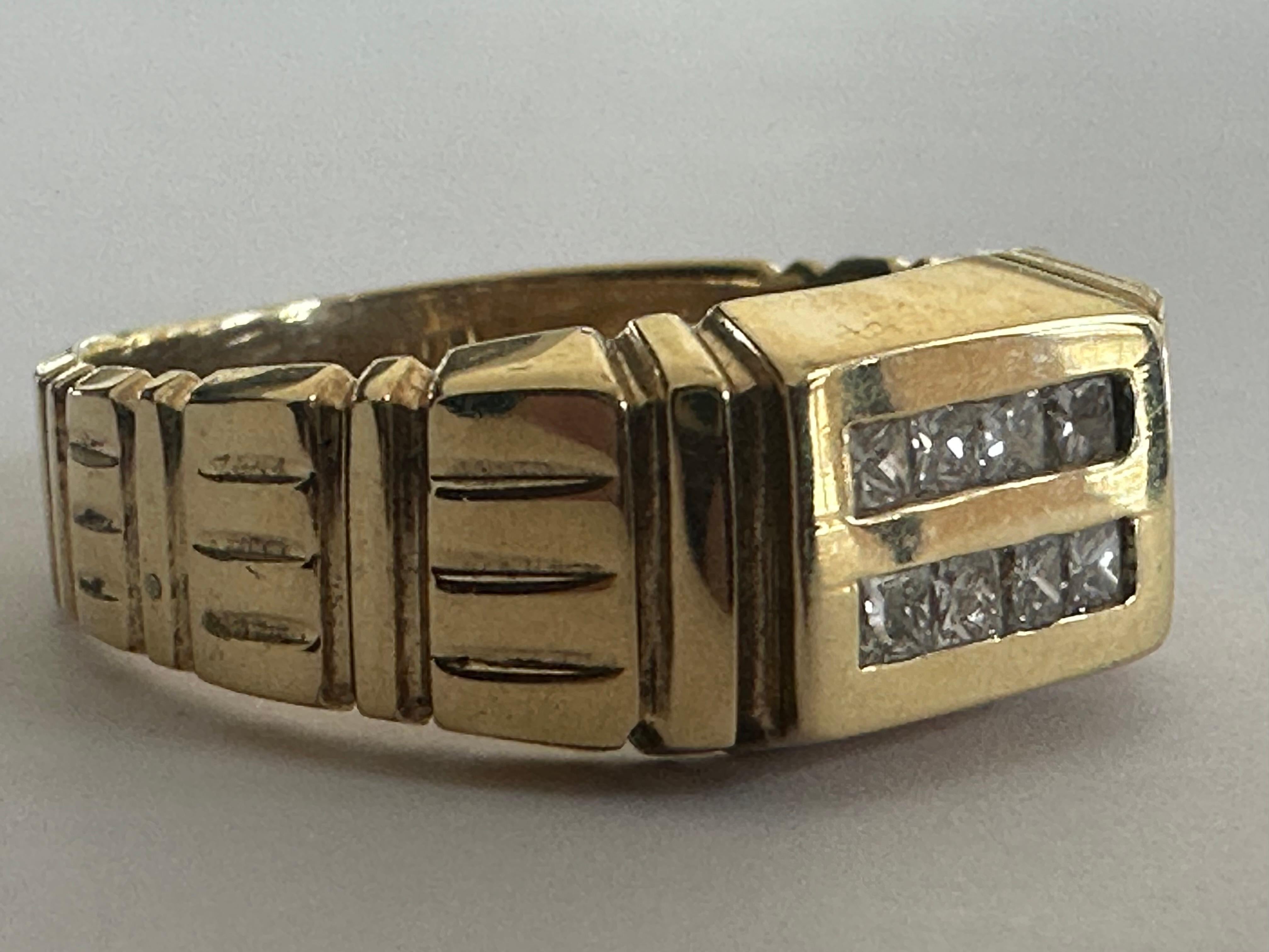 14K Yellow Gold and Diamond Men's Ring  For Sale 1