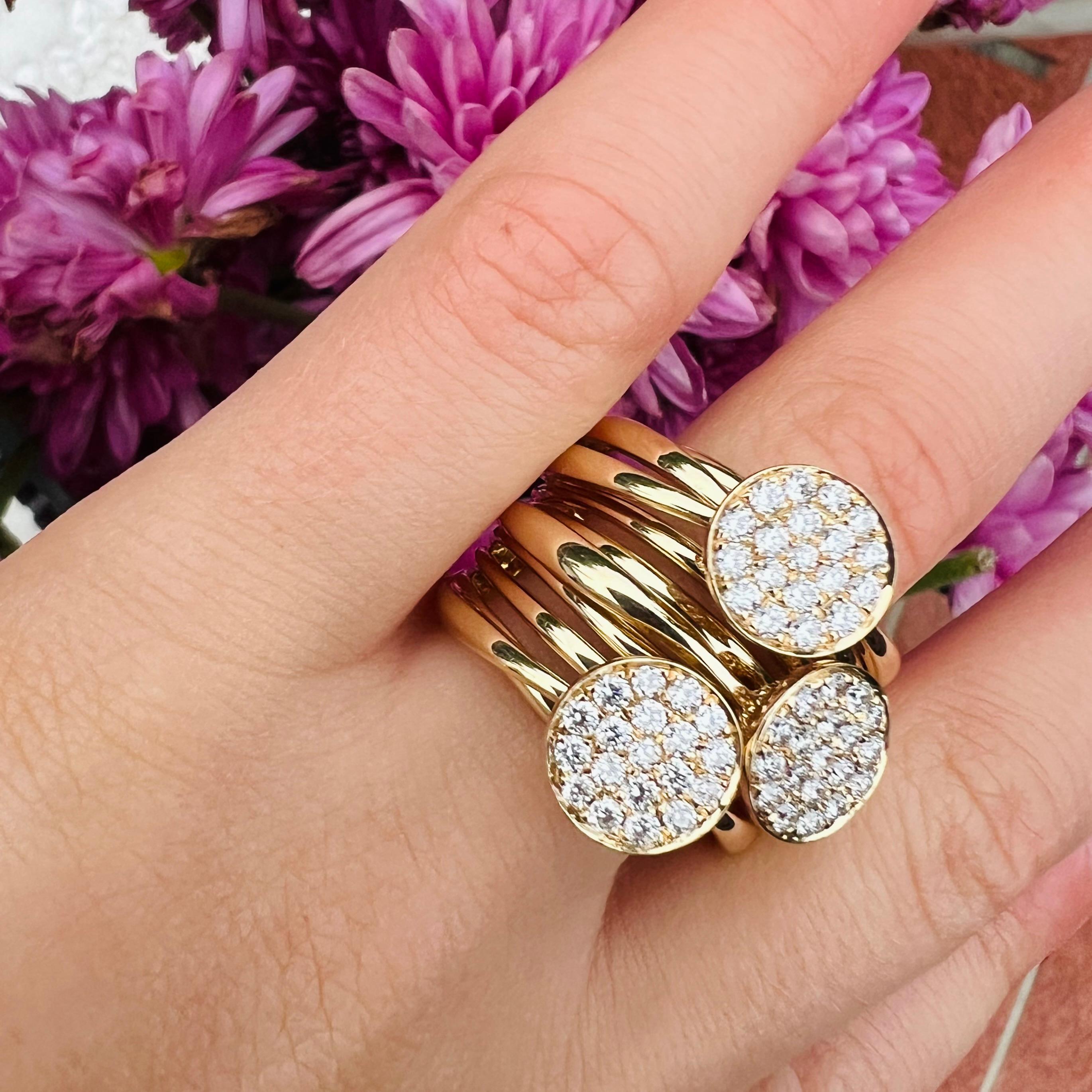 Women's 14k Yellow Gold and Diamond Ring For Sale