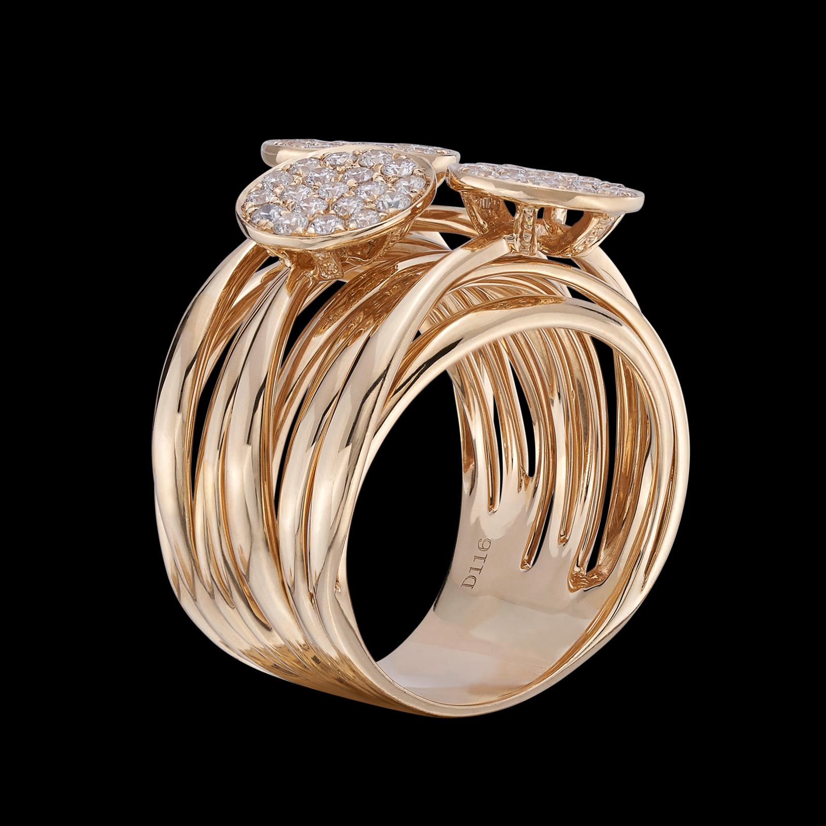14k Yellow Gold and Diamond Ring For Sale 2