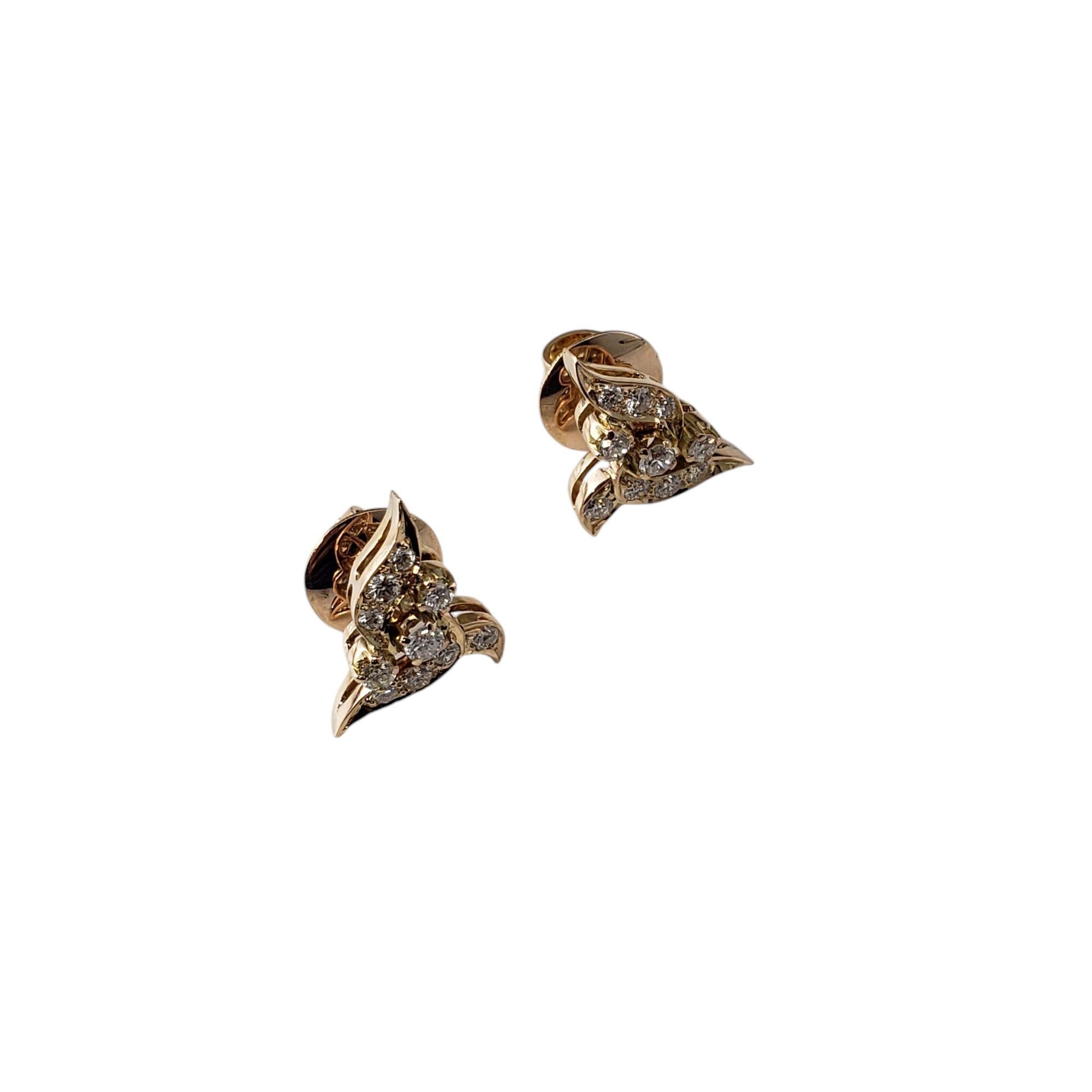 Contemporary 14K Yellow Gold and Diamond Stud Earrings #20956 For Sale