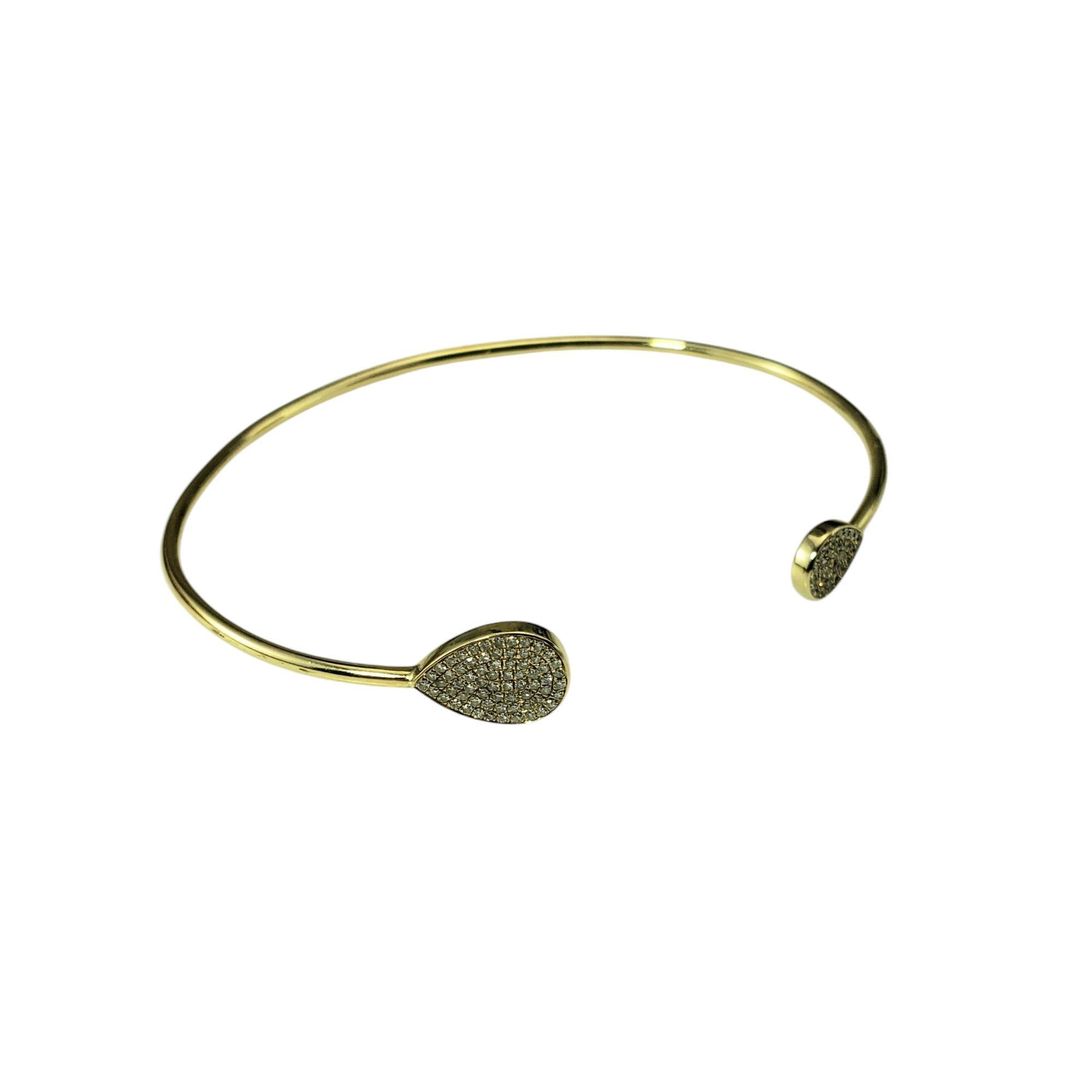 14K Gelbgold und Diamant Tropfen-Manschettenarmband aus offenem Draht #20518 mit Tropfenmuster (Einfacher Schliff) im Angebot
