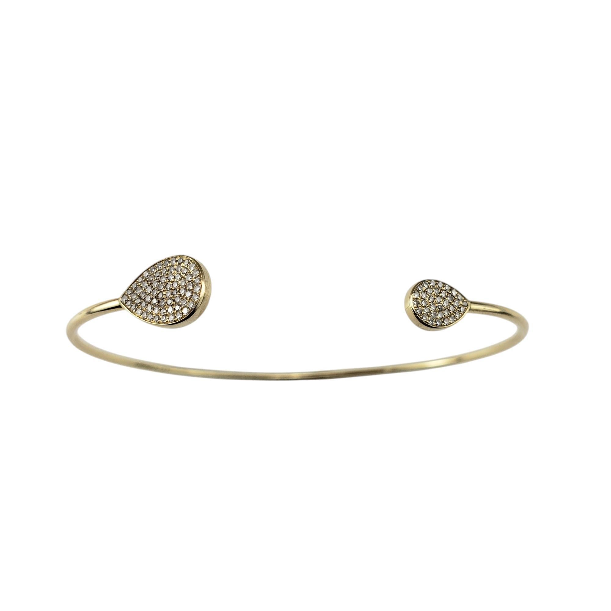 14K Gelbgold und Diamant Tropfen-Manschettenarmband aus offenem Draht #20518 mit Tropfenmuster im Angebot