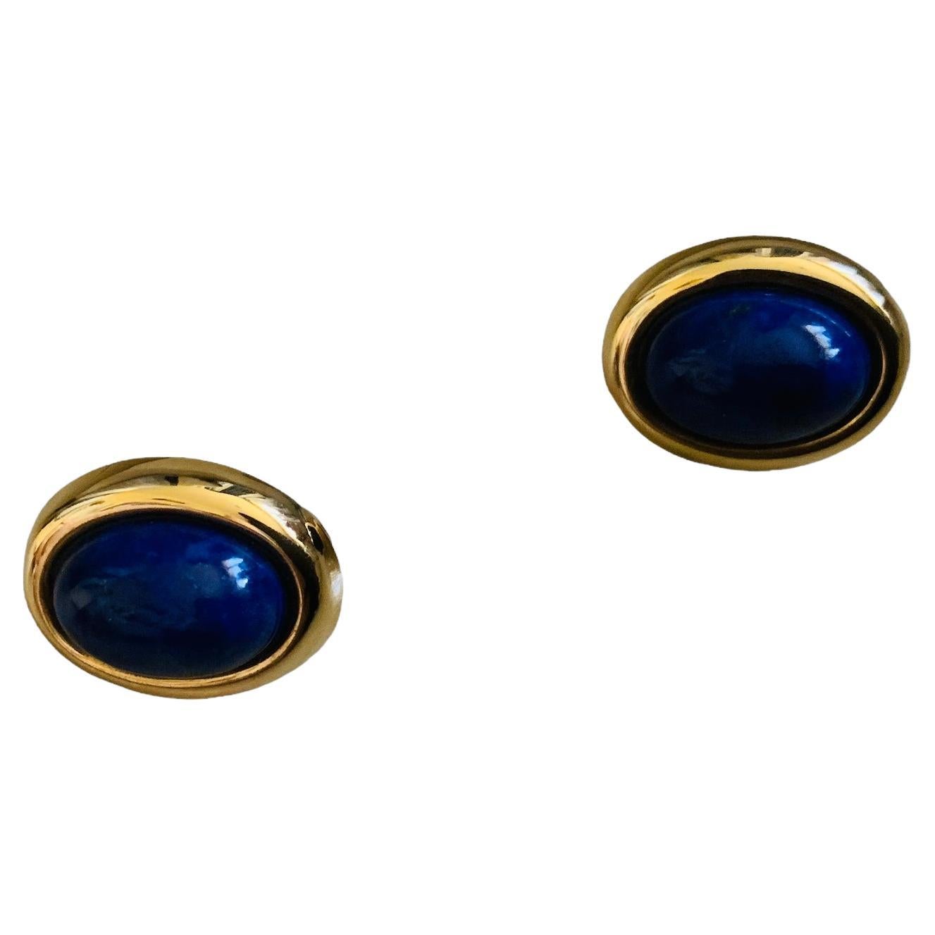 Moderne Paire de boucles d'oreilles clips en or jaune 14K et lapis-lazuli  en vente