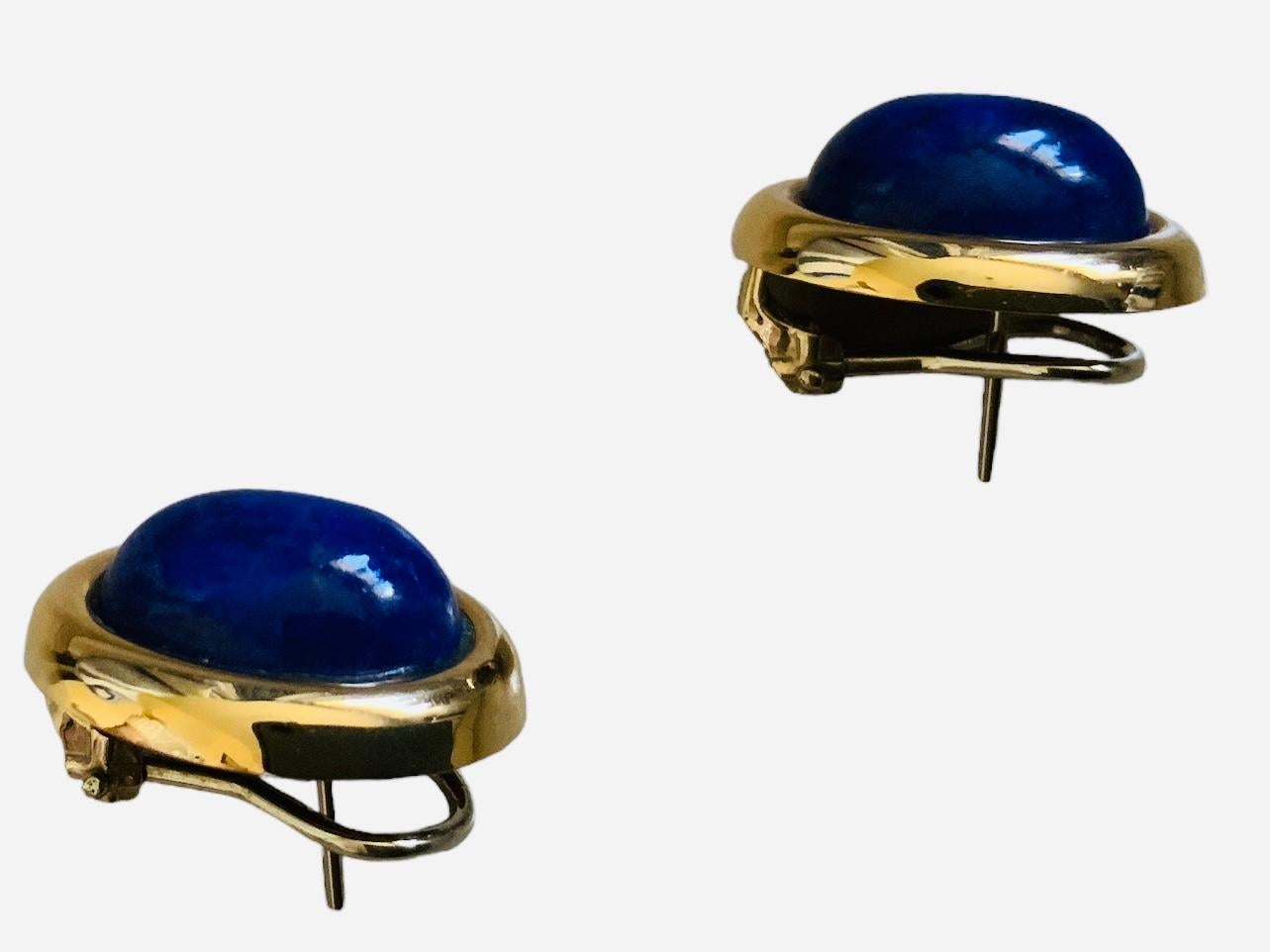 14K Yellow Gold And Lapis Lazuli Pair Of Clip Earrings  In Good Condition For Sale In Guaynabo, PR
