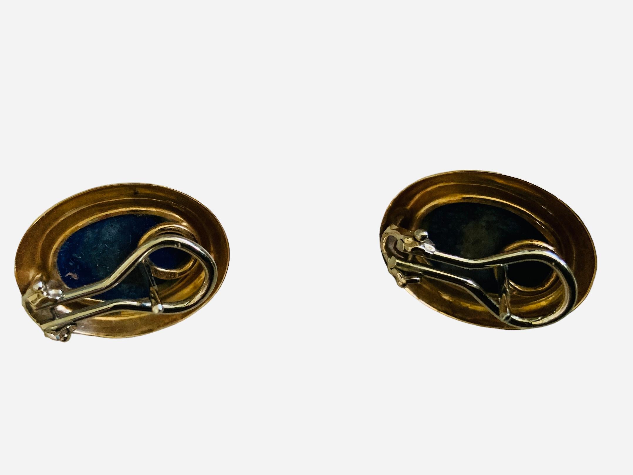 14K Yellow Gold And Lapis Lazuli Pair Of Clip Earrings  For Sale 3