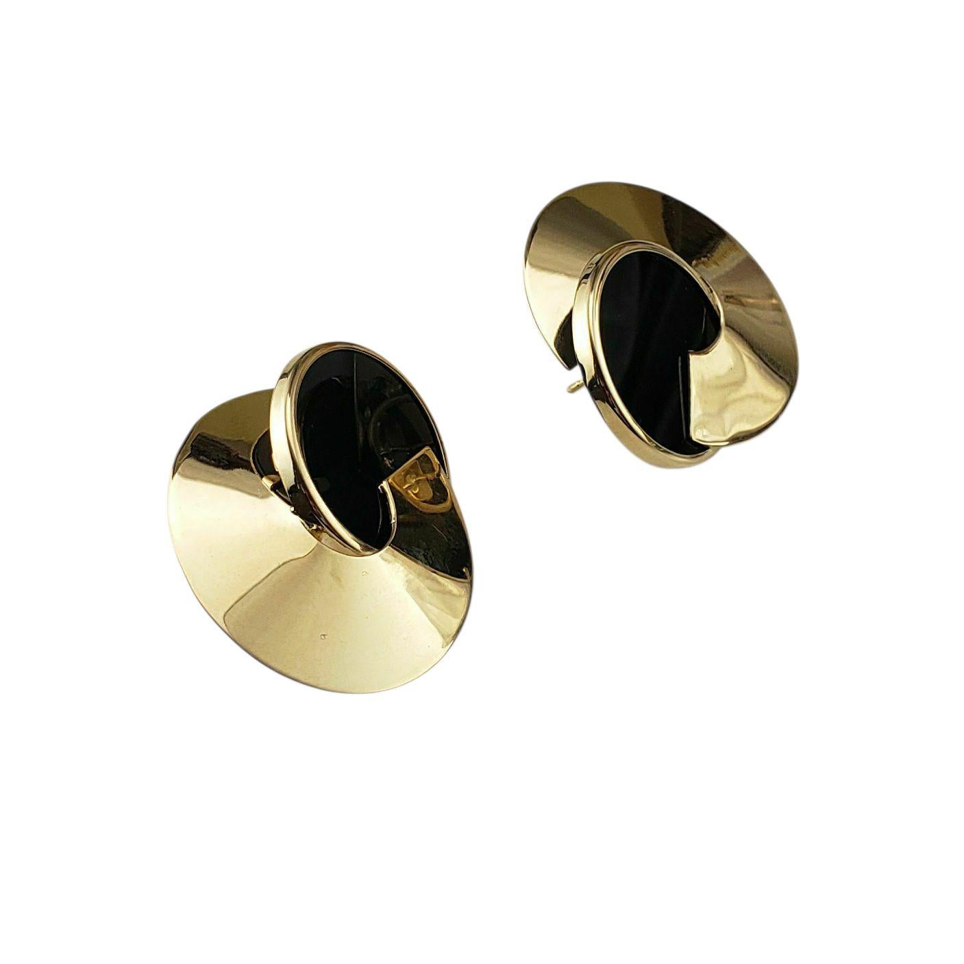 Boucles d'oreilles en or jaune 14K et onyx #22447 Bon état - En vente à Washington Depot, CT