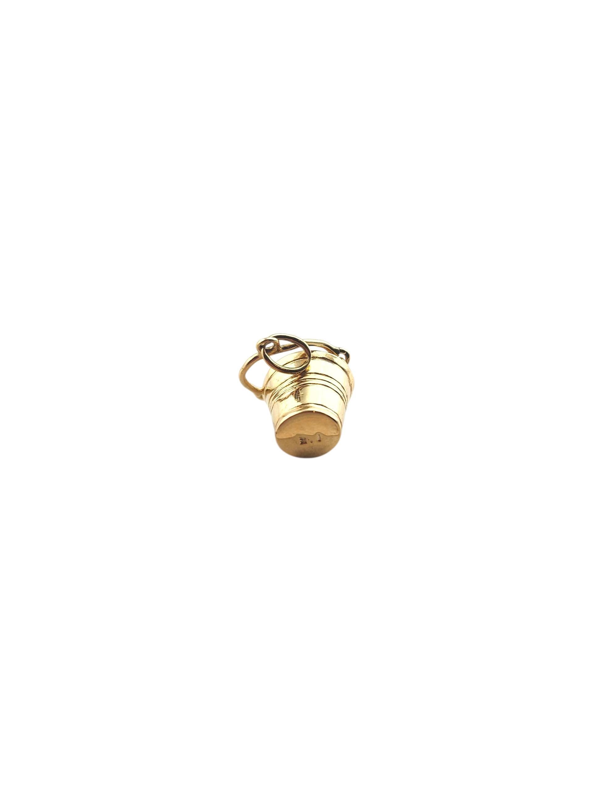 Charm pour seau à champagne en or jaune 14K et perles #22000 en vente 3