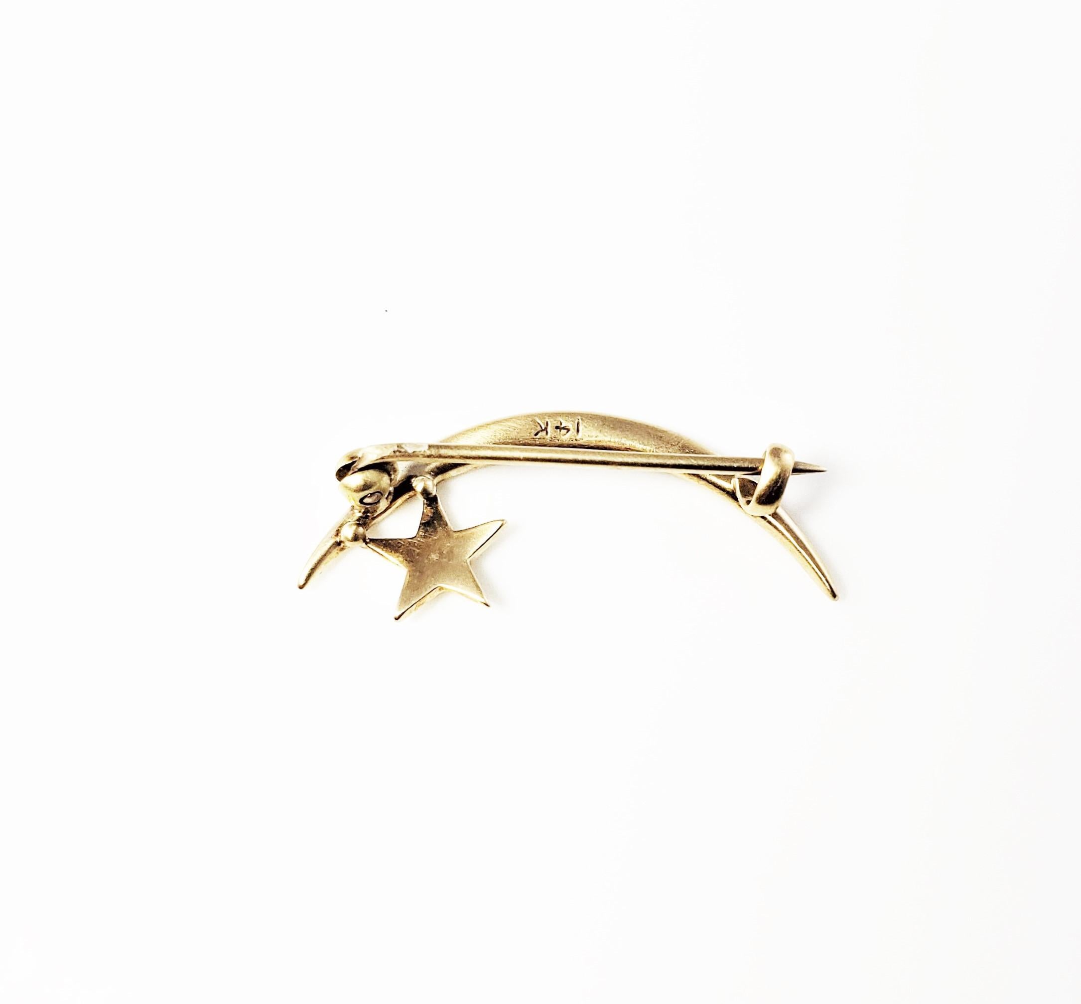 14 Karat Yellow Gold and Seed Pearl Moon and Star Brooch or Pin For Sale 1