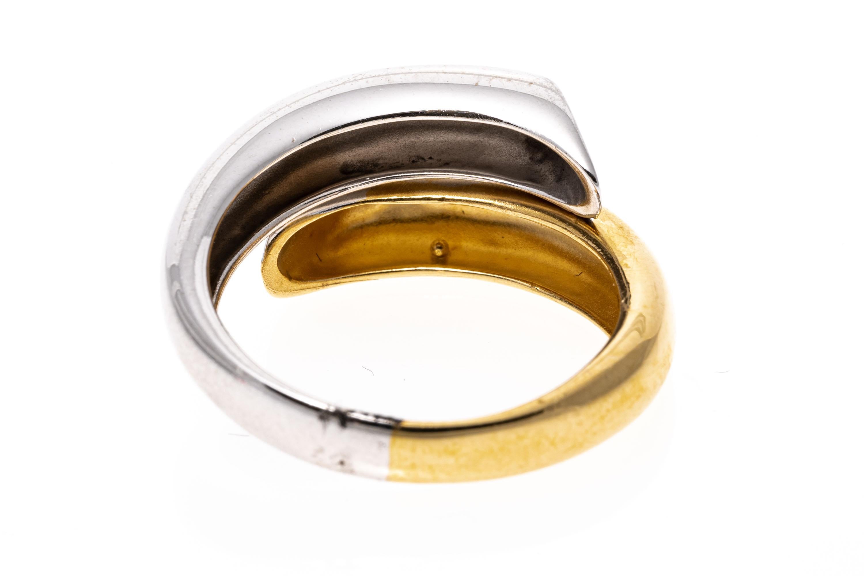 14k Yellow Gold and White Rhodium High Polished Bypass Style Ring In Good Condition For Sale In Southport, CT