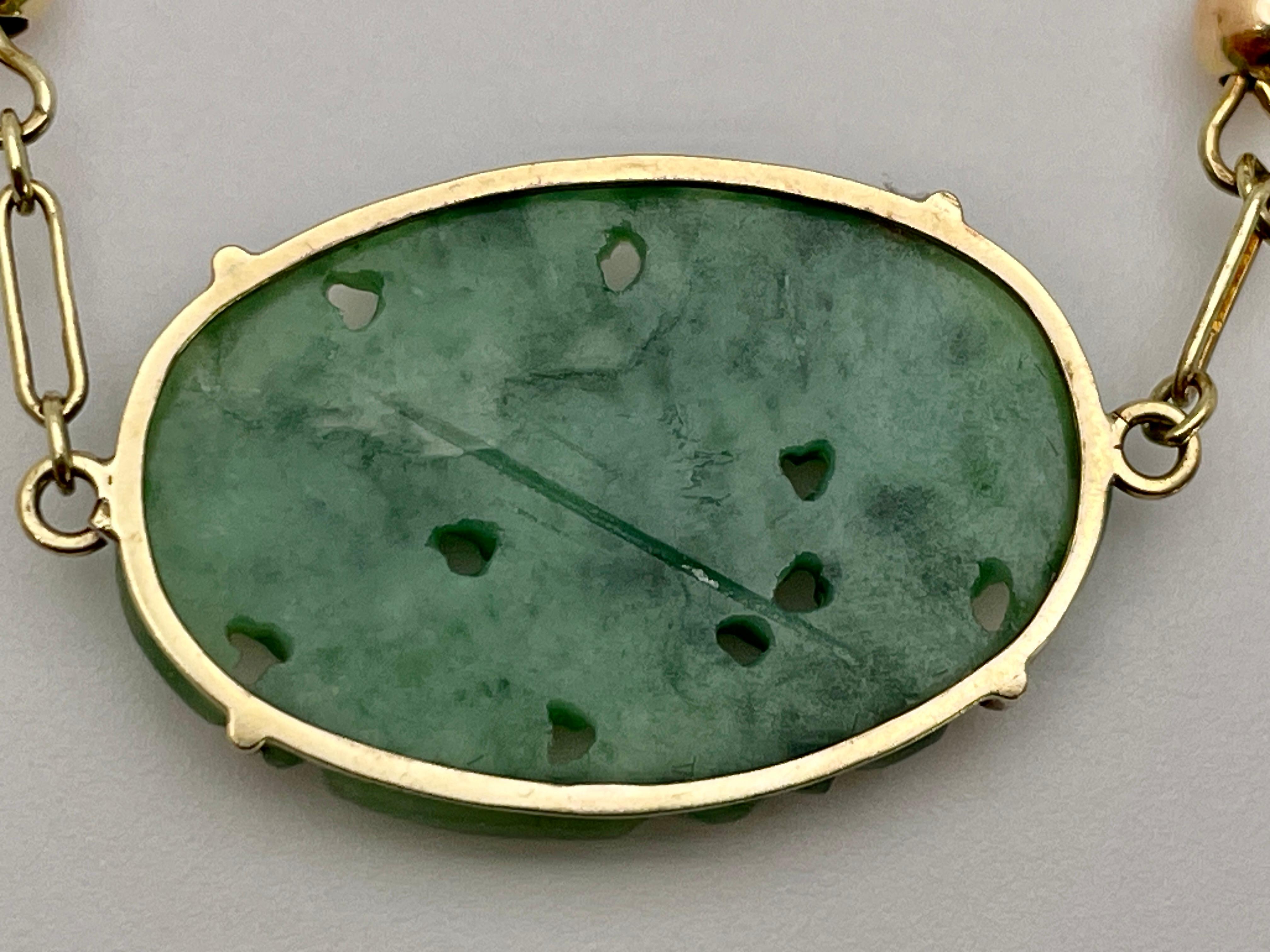 Women's Certified Victorian 14K Yellow Gold Carved Jade Bracelet For Sale