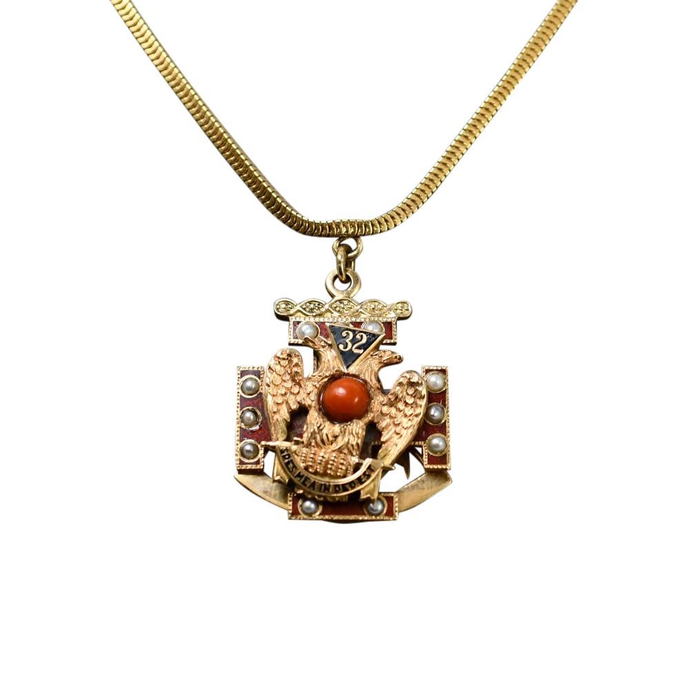 freemason gold pendant