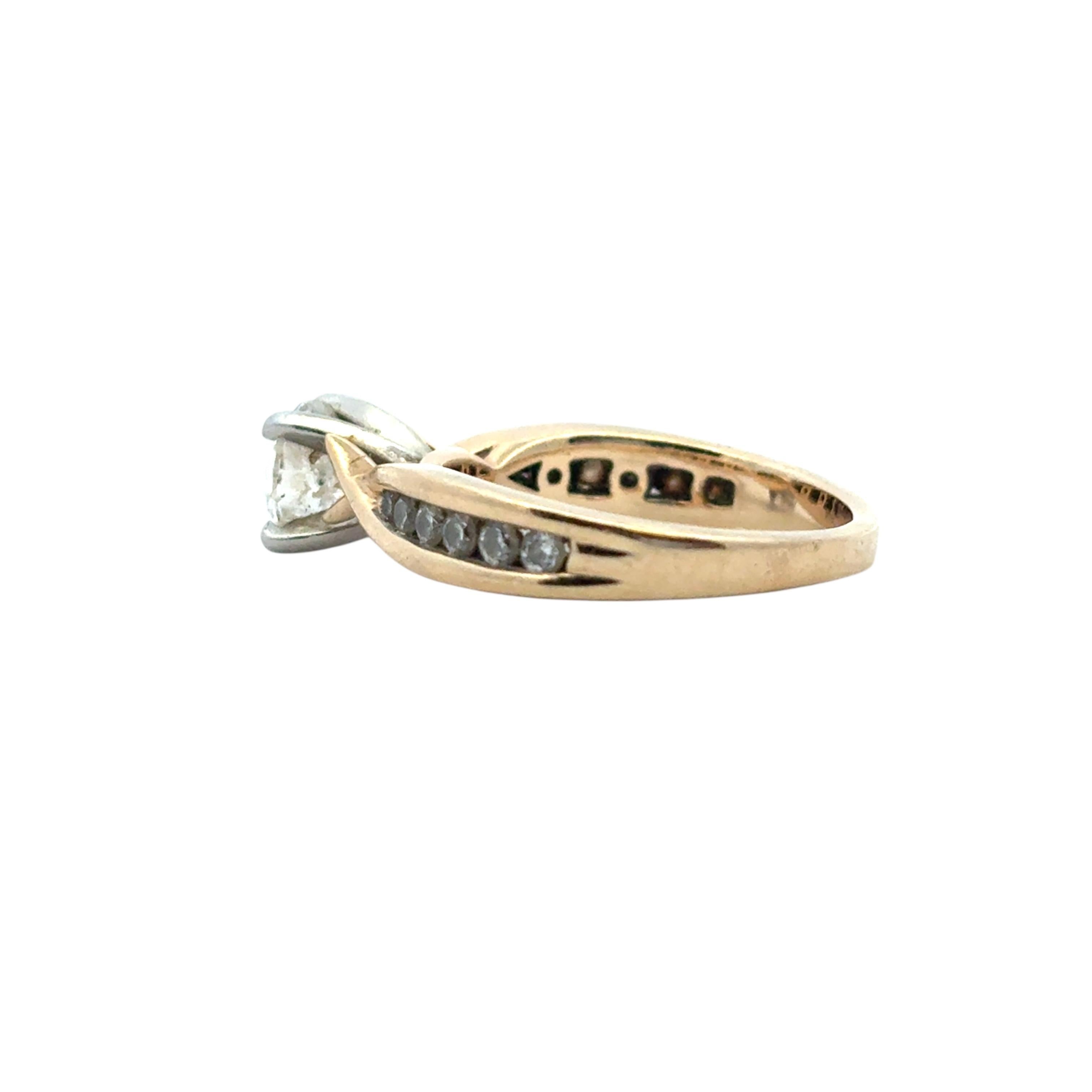 Bague de fiançailles en or jaune 14 carats avec diamant rond naturel d'environ 0,90 carat en vente 12