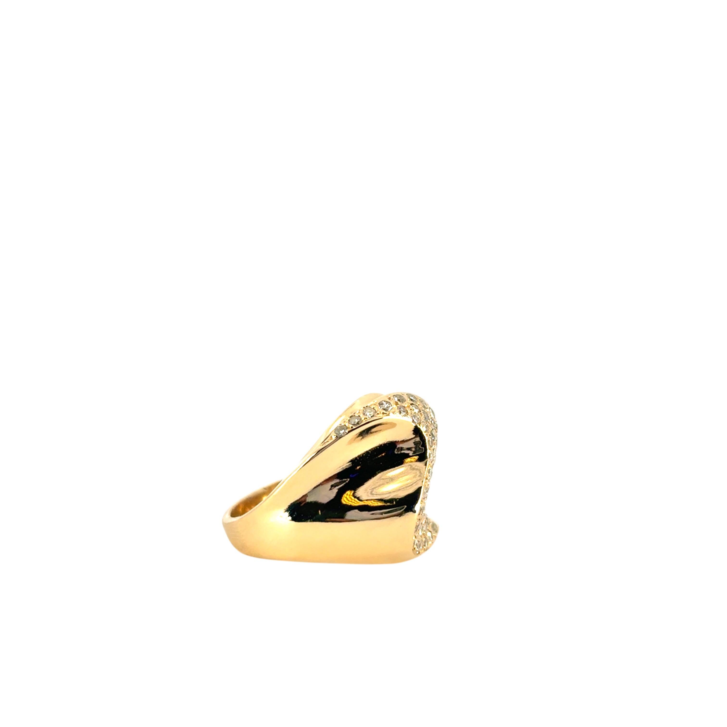 Bague à la mode en or jaune 14 carats avec diamants naturels d'environ 0,25 carat Excellent état - En vente à Boca Raton, FL