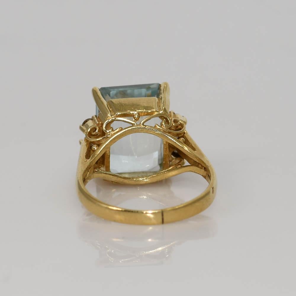 14k Yellow Gold Aquamarine Ring, 5 Carat, 4.5g In Excellent Condition In Laguna Beach, CA